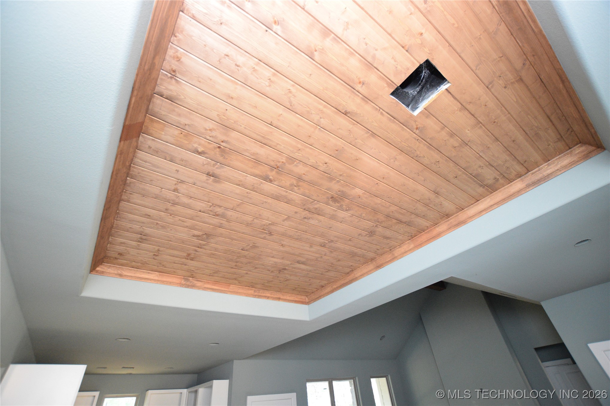 18835 W Hunters Court Property Photo 6