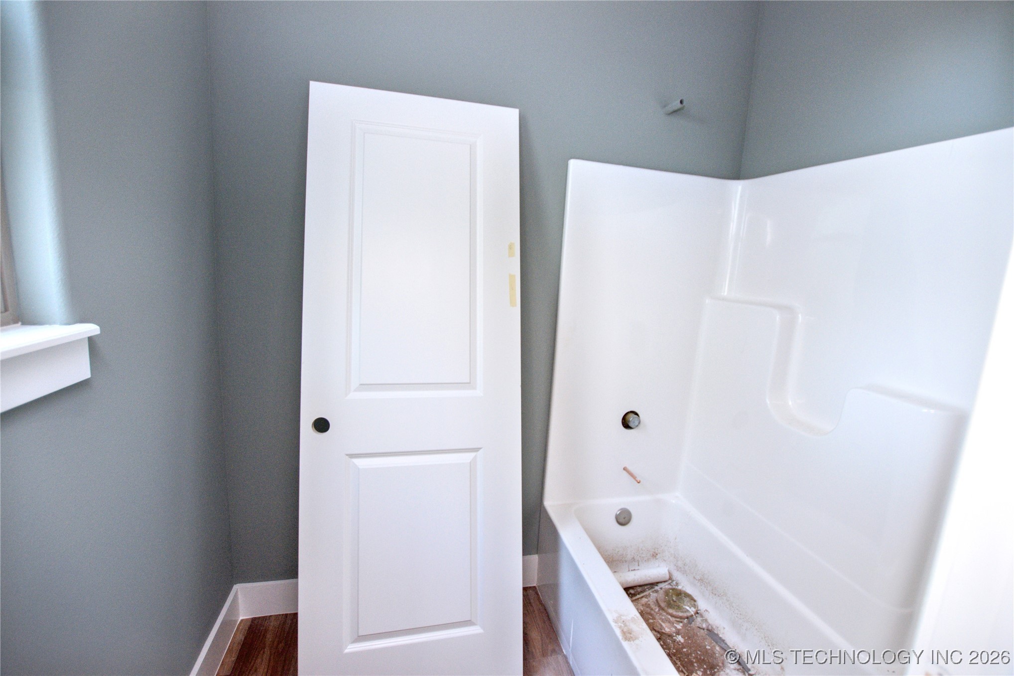 18835 W Hunters Court Property Photo 16