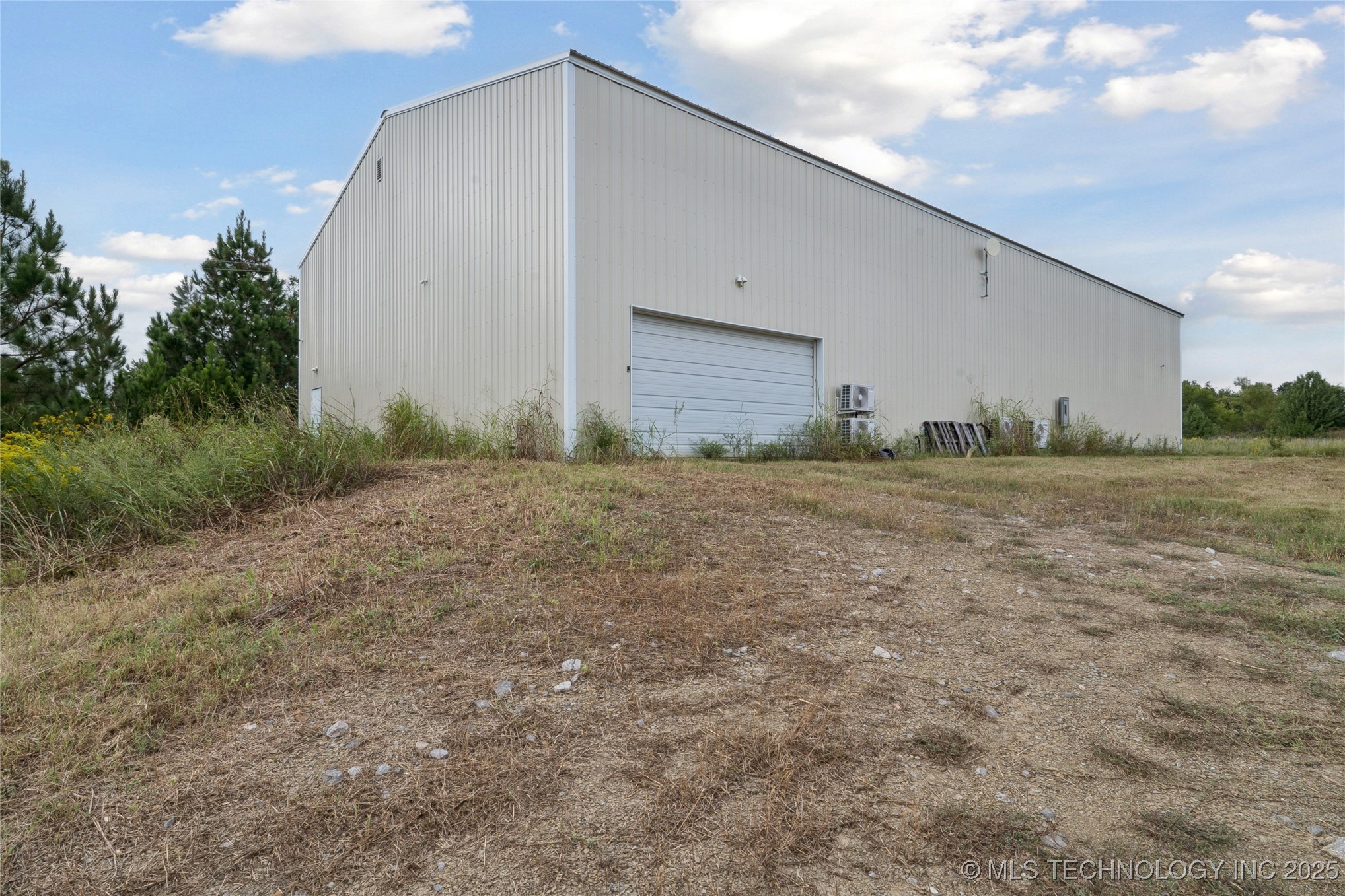 8450 Fern Mountain Road Property Photo 4