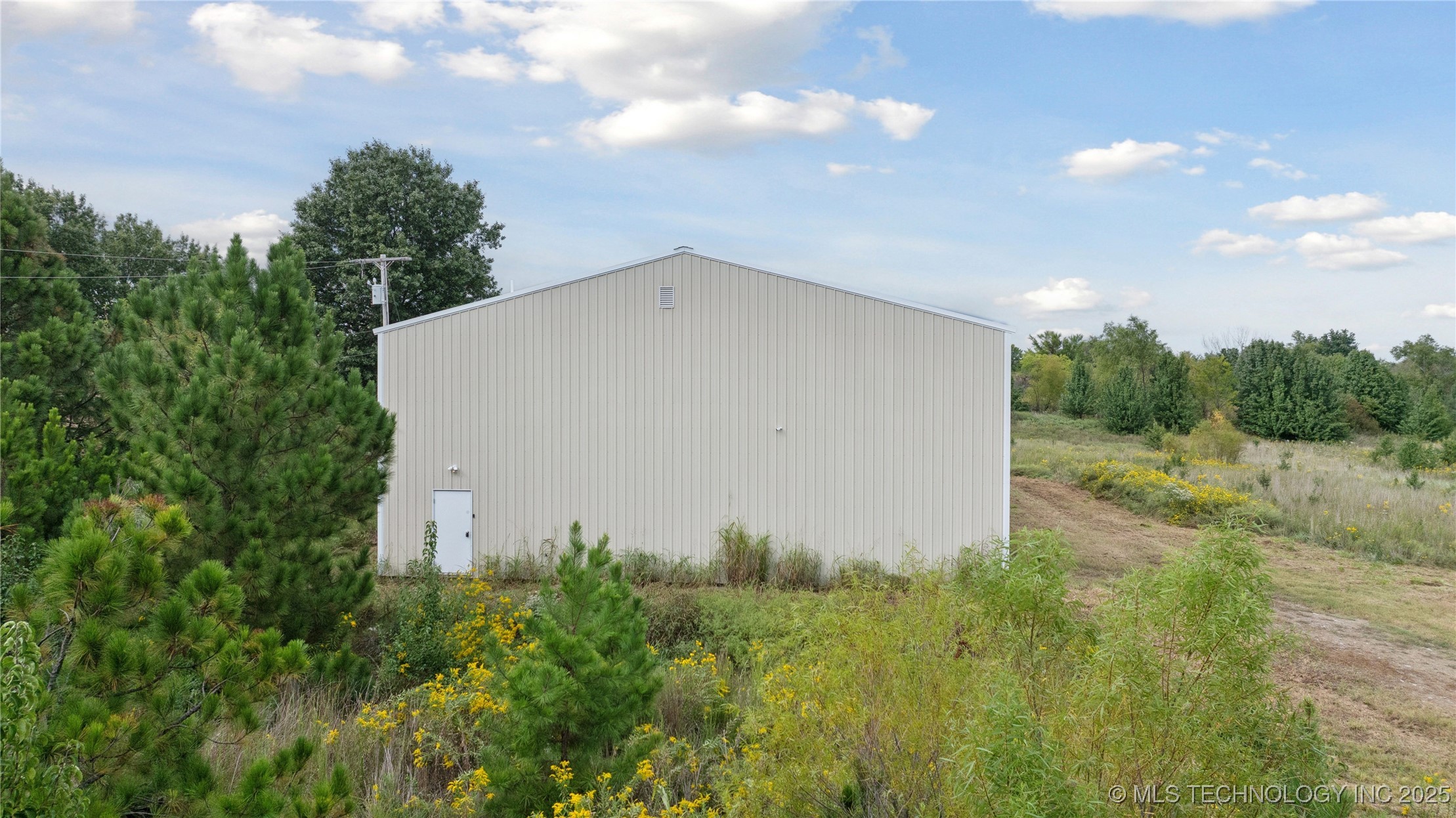 8450 Fern Mountain Road Property Photo 20