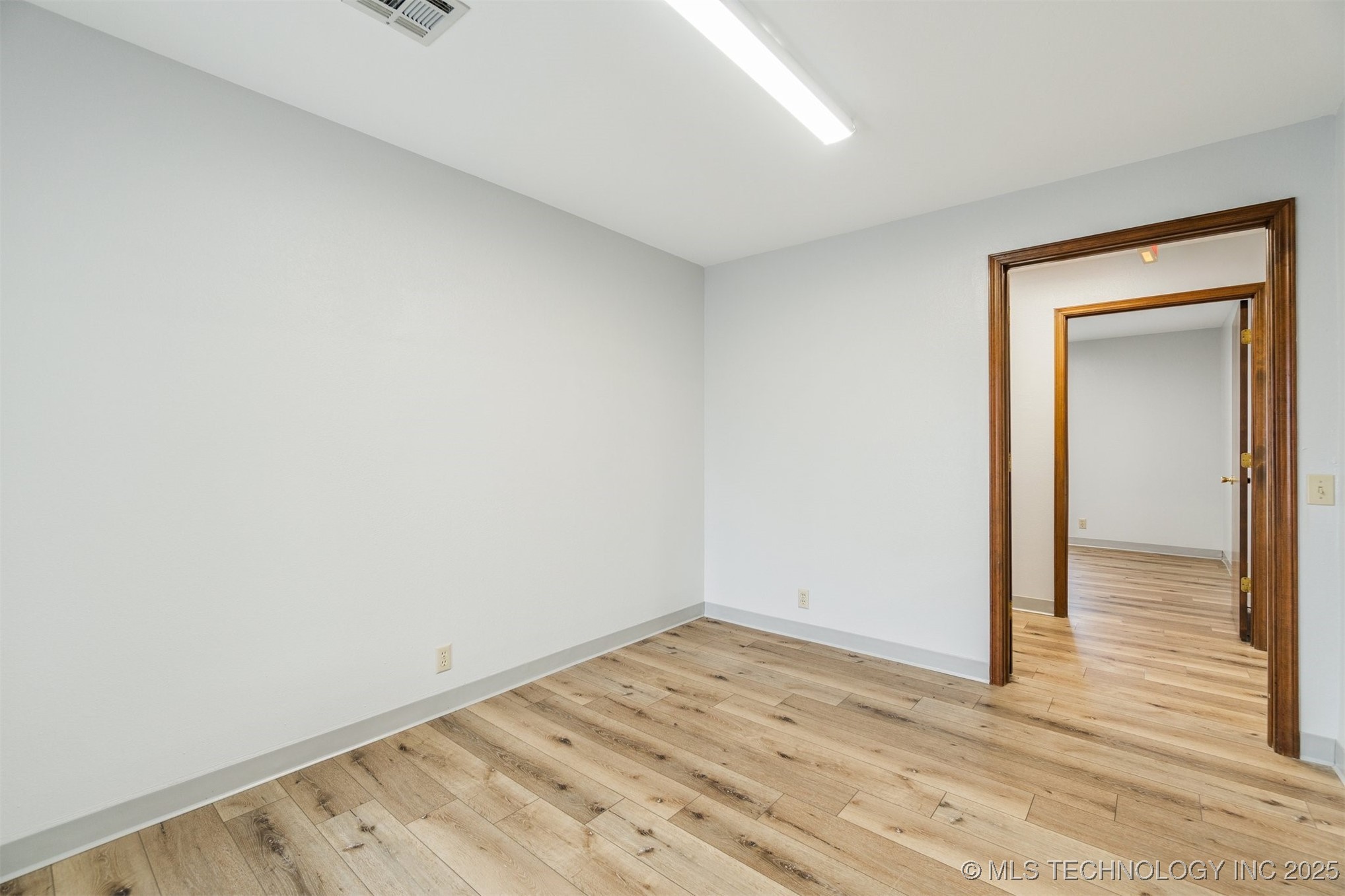 1236 E Main Street Property Photo 19