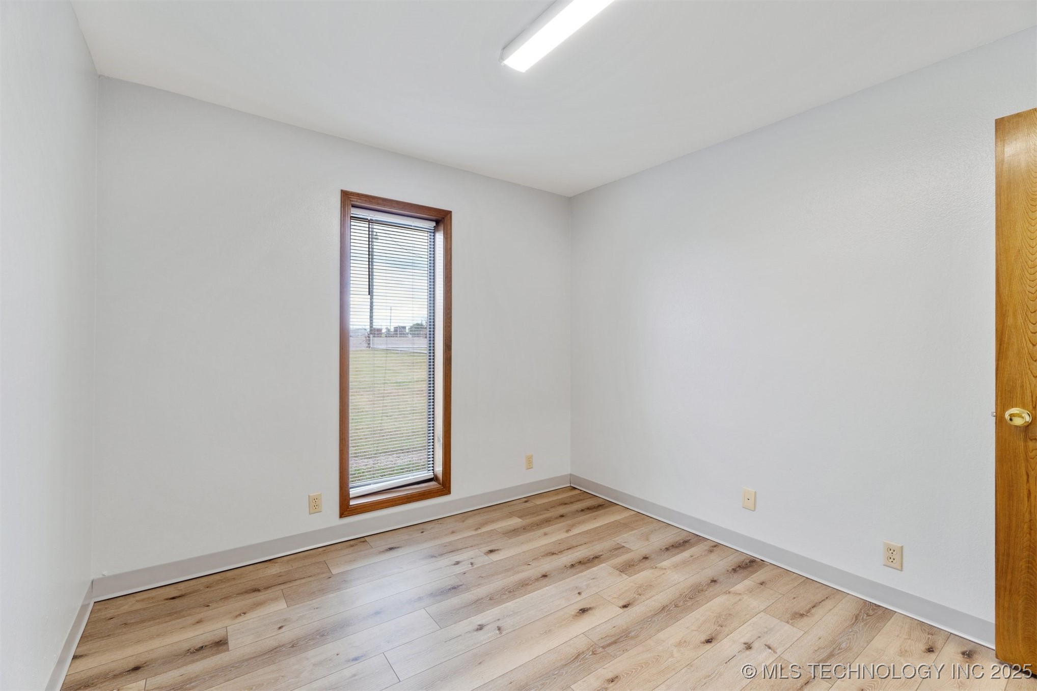 1236 E Main Street Property Photo 30