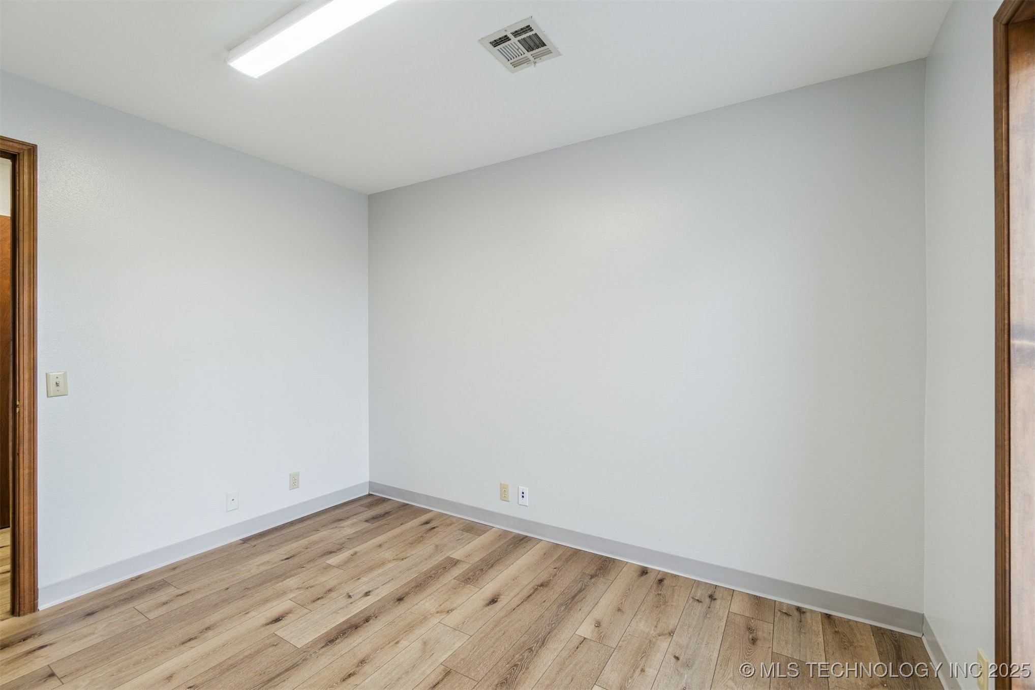 1236 E Main Street Property Photo 34