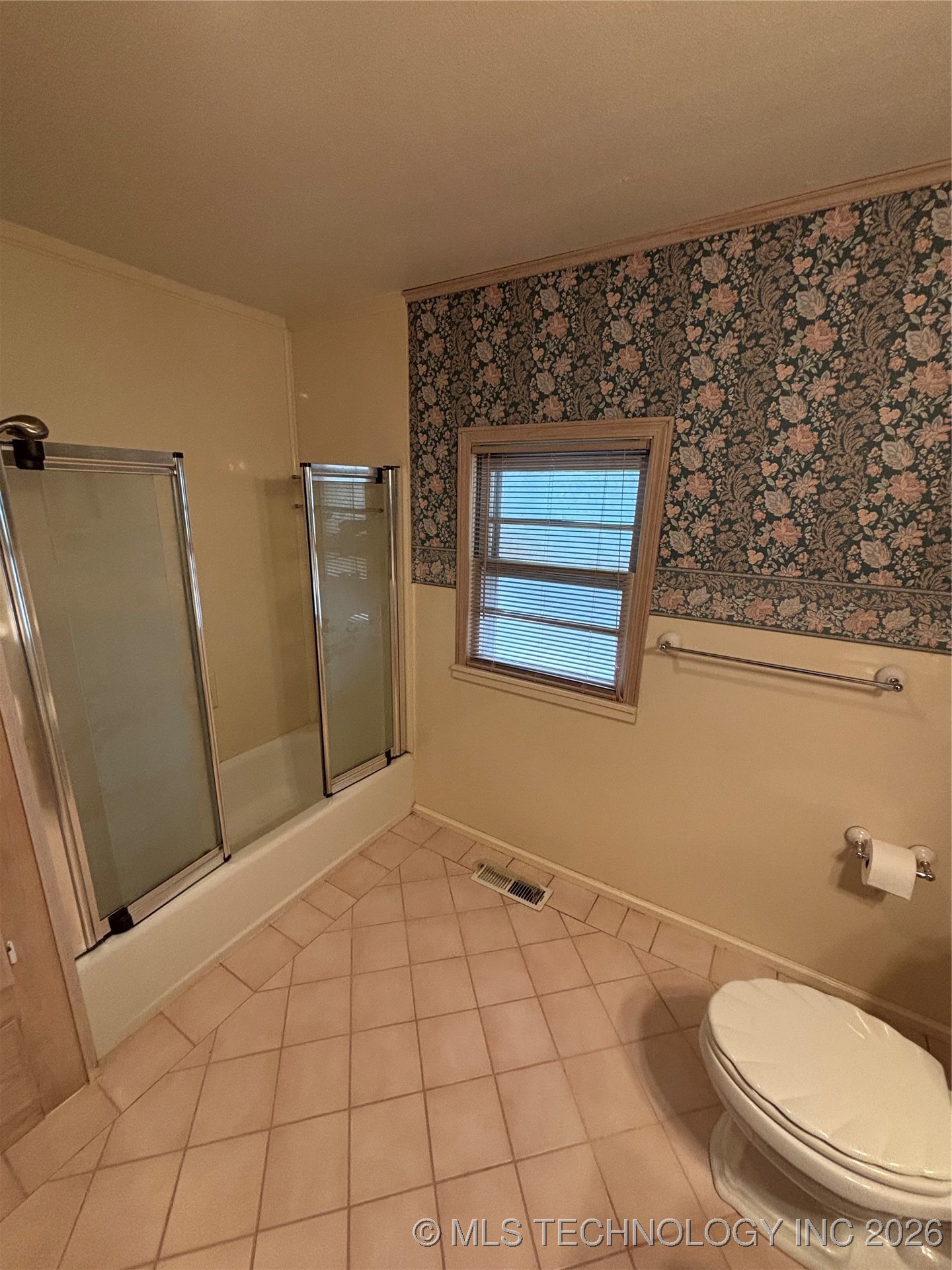 504 N D Avenue Property Photo 13