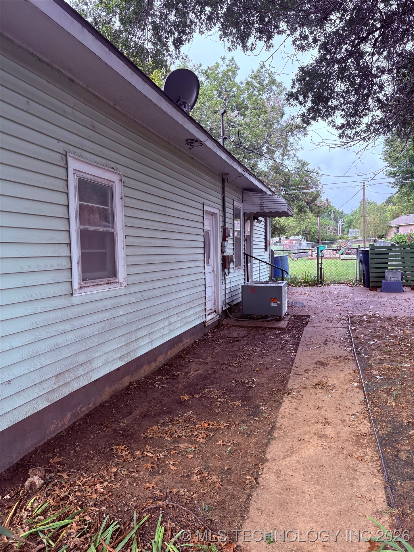 504 N D Avenue Property Photo 18