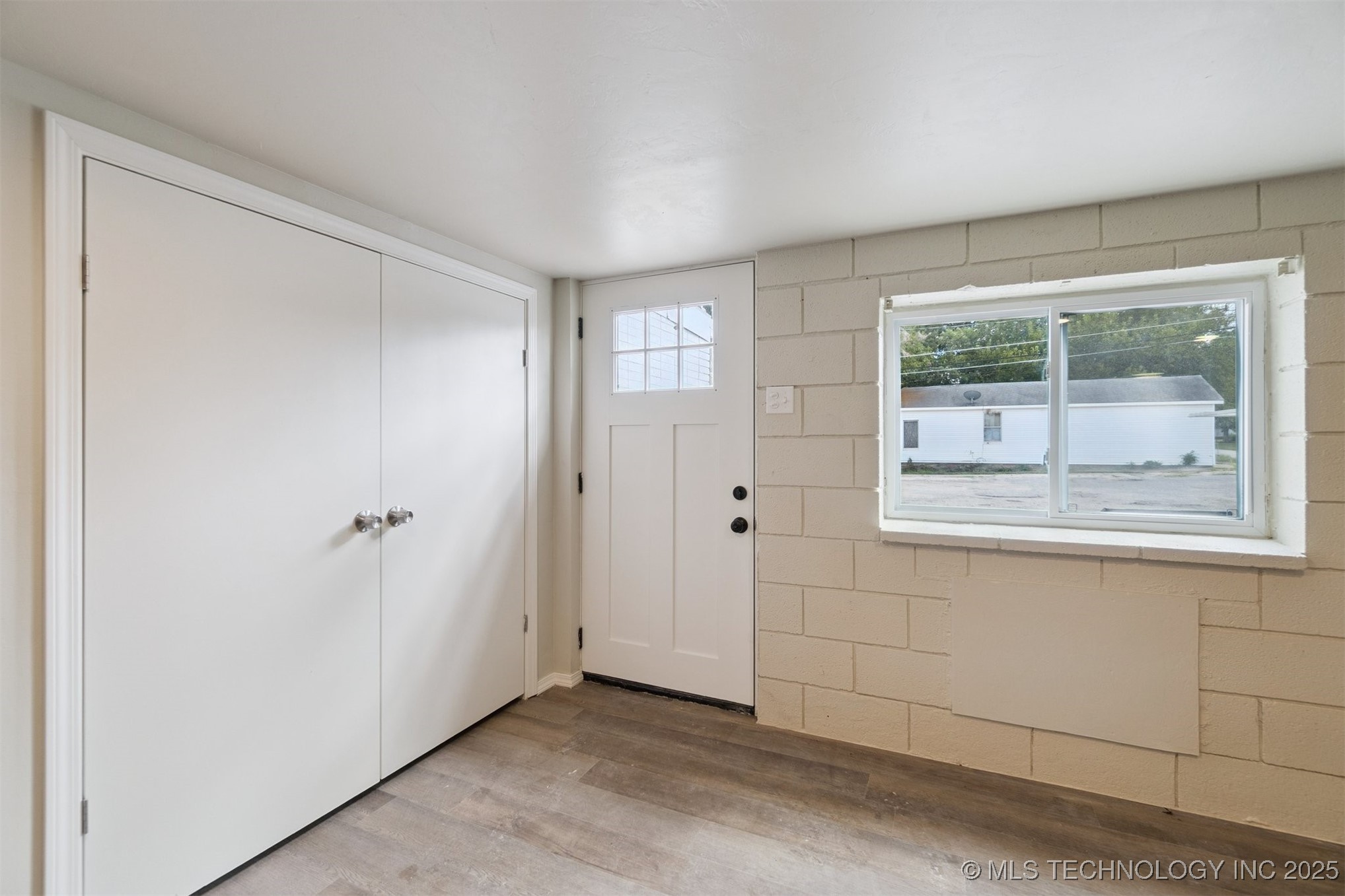 103 E Cherry Street Property Photo 10