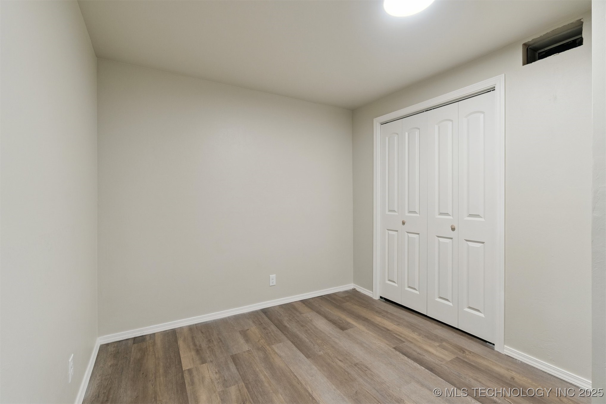 103 E Cherry Street Property Photo 42