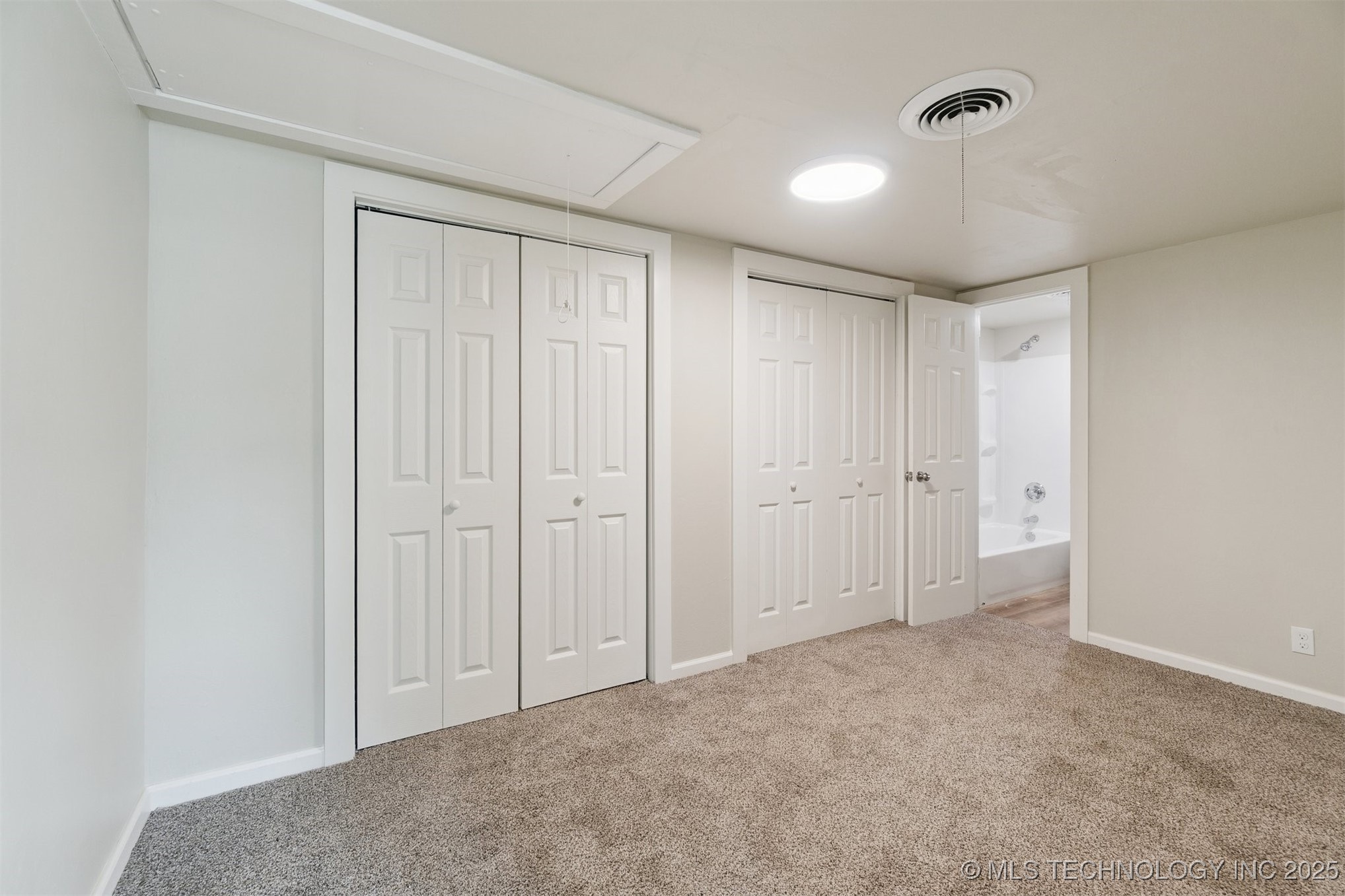 103 E Cherry Street Property Photo 44