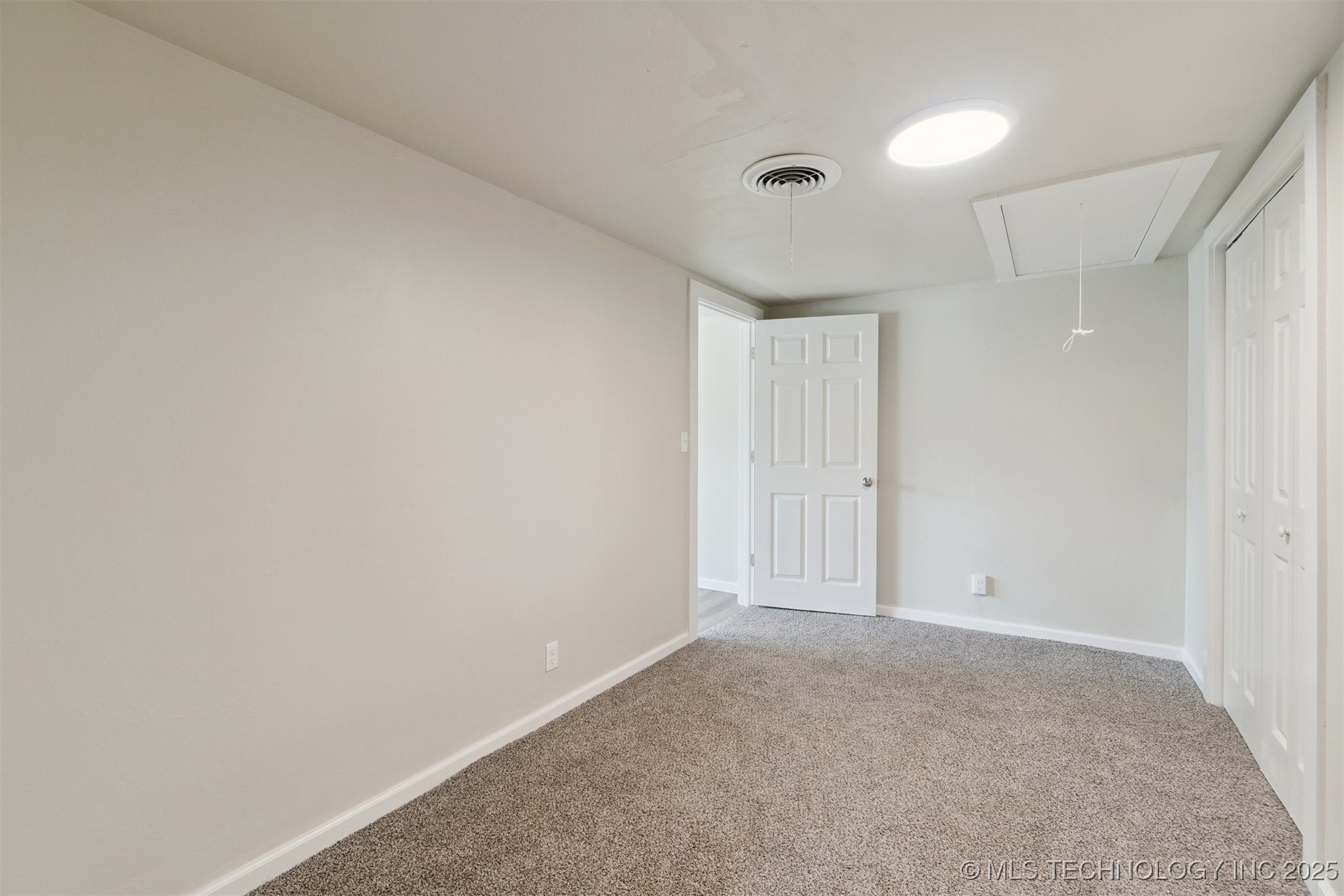 103 E Cherry Street Property Photo 46