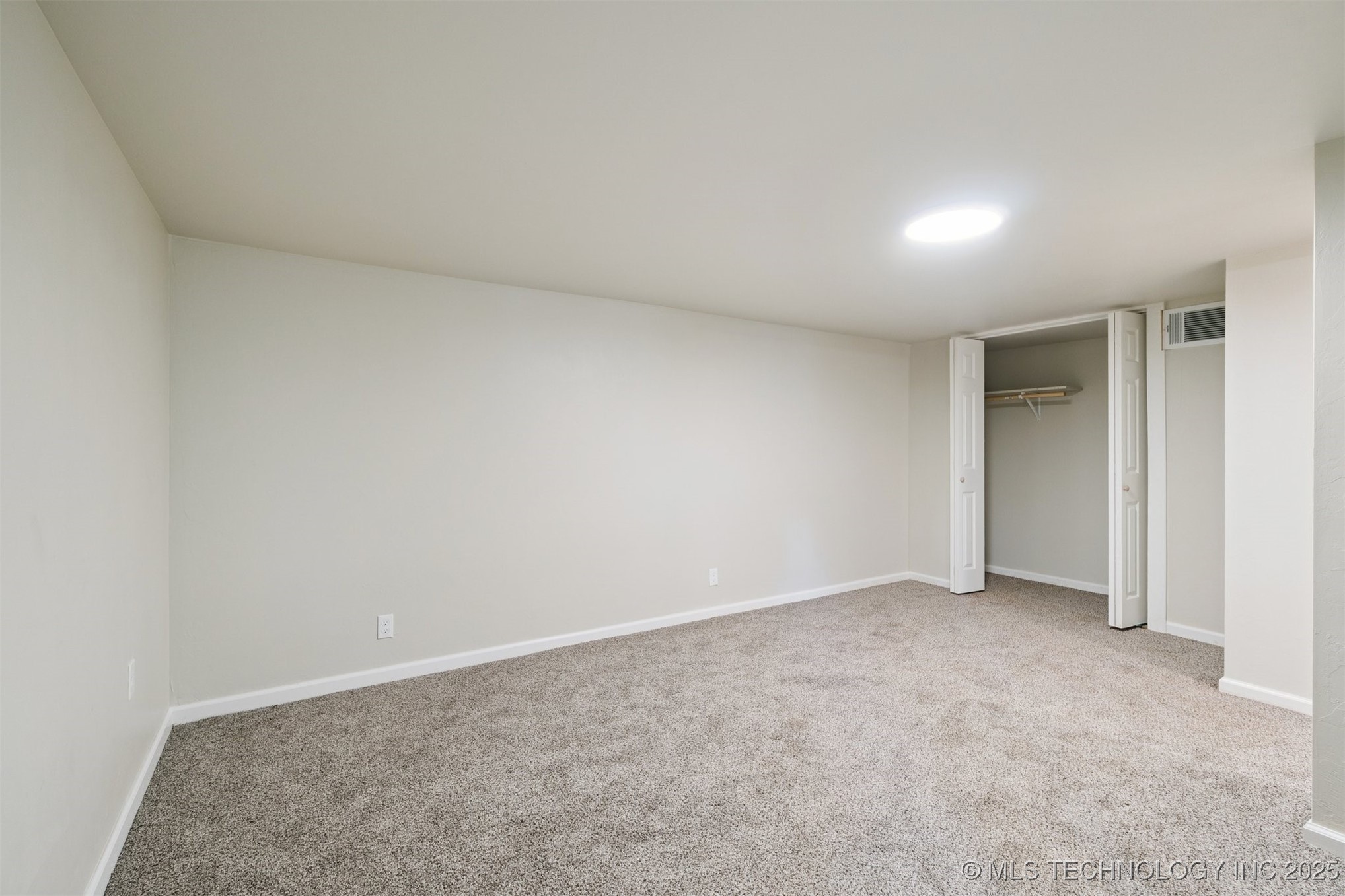 103 E Cherry Street Property Photo 50