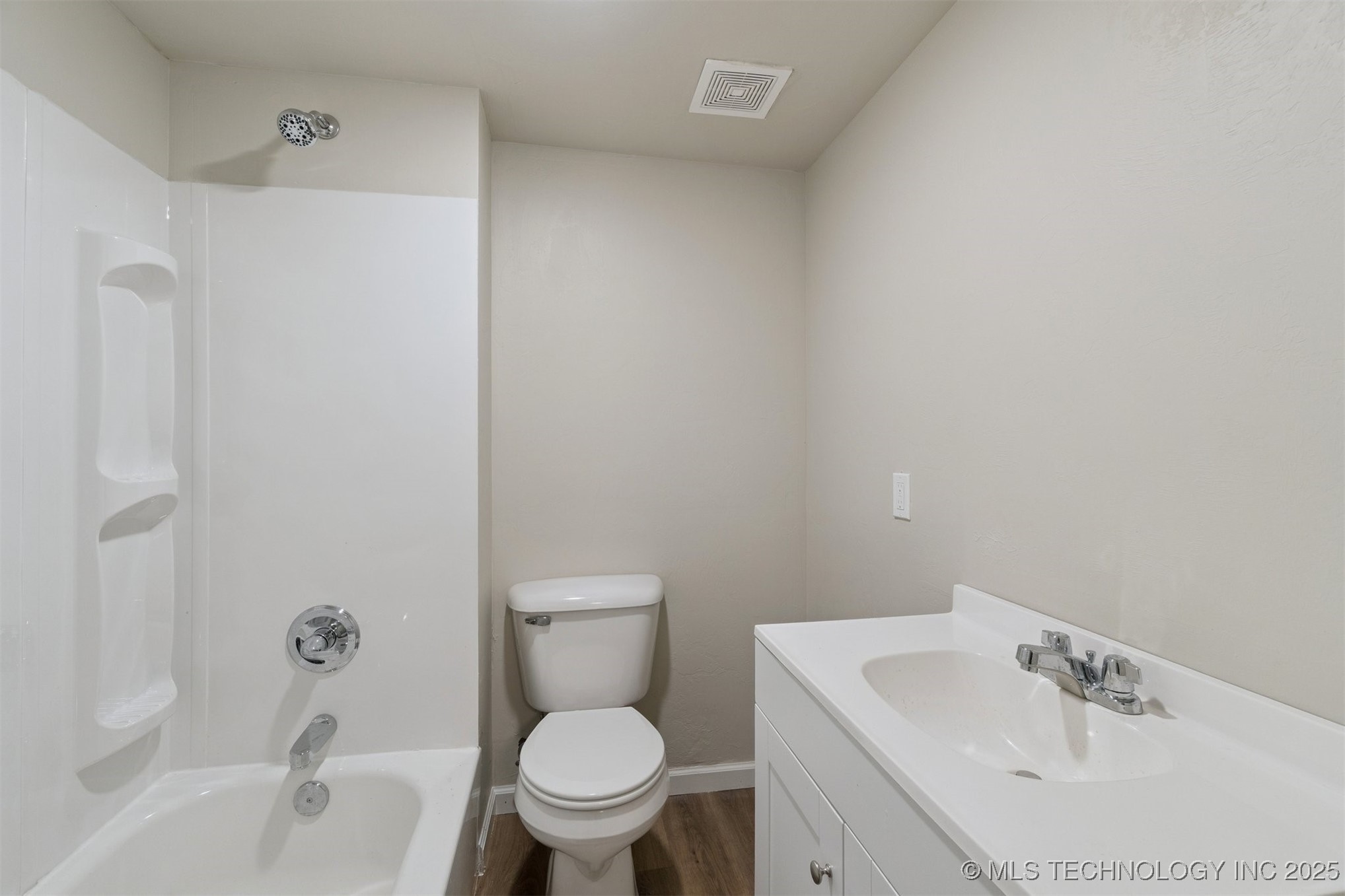 103 E Cherry Street Property Photo 56