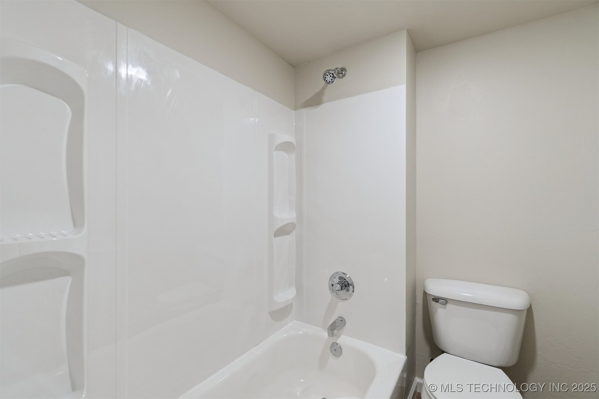 103 E Cherry Street Property Photo 57