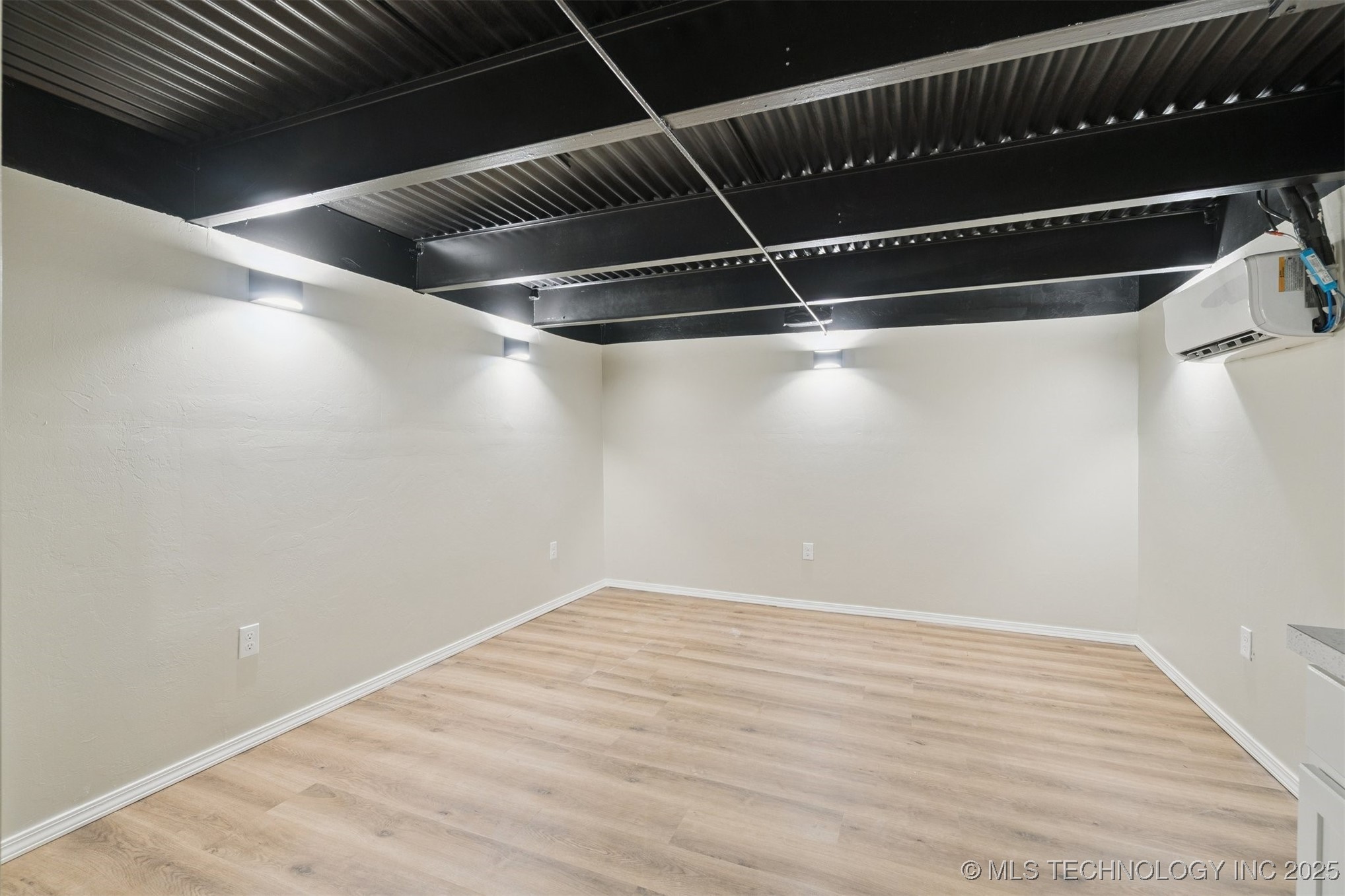 103 E Cherry Street Property Photo 65