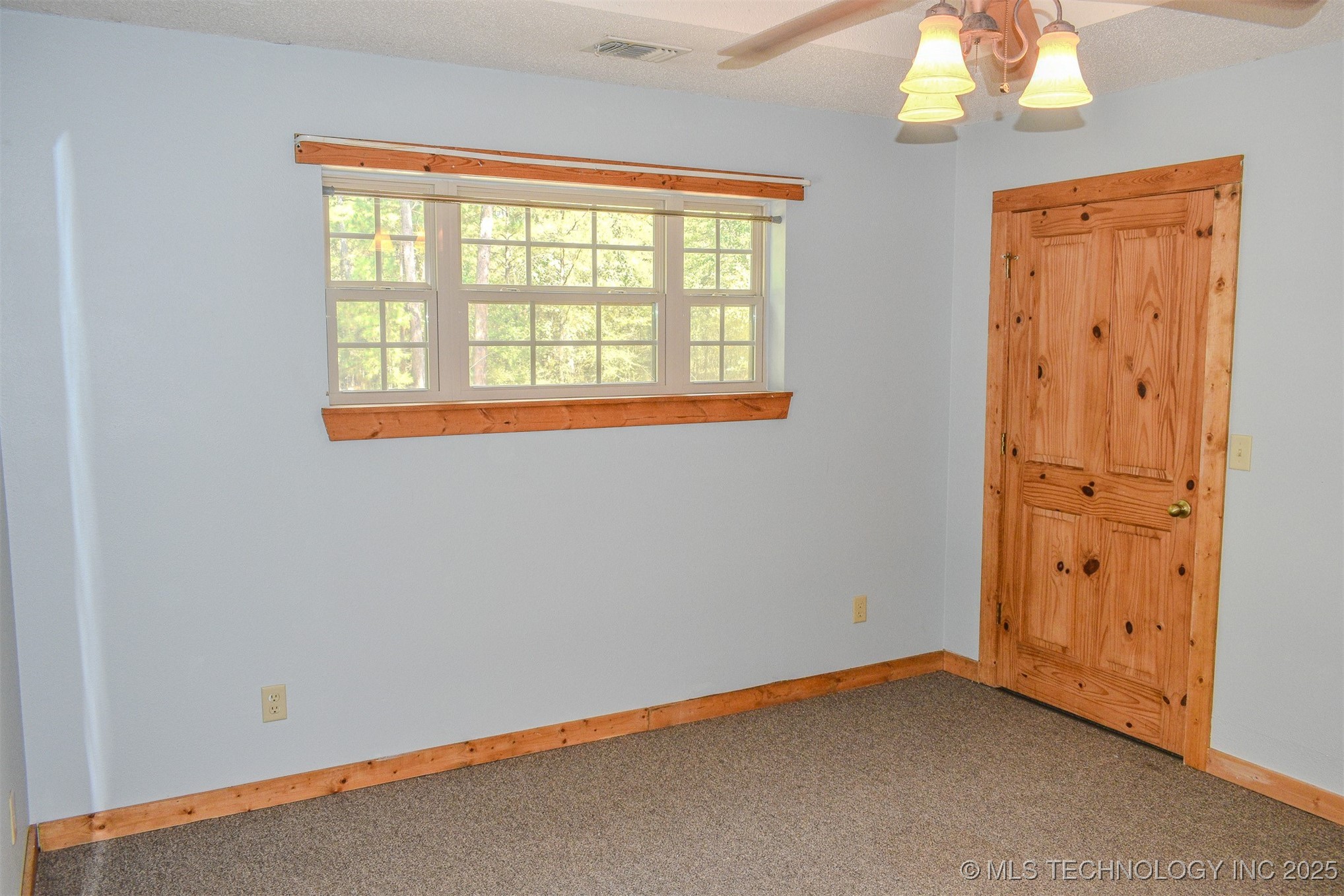 414041 E 1878 Road Property Photo 24