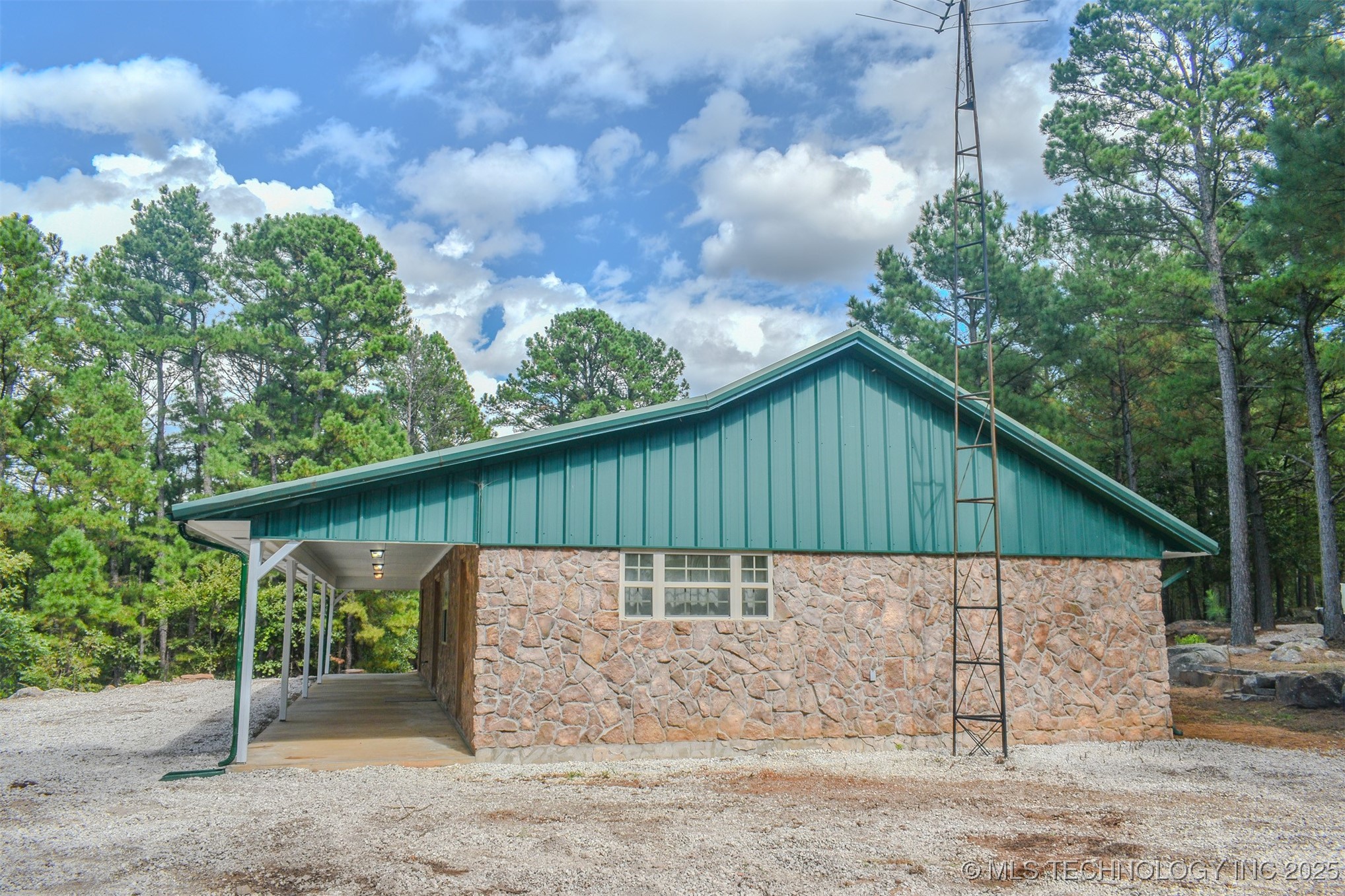 414041 E 1878 Road Property Photo 31