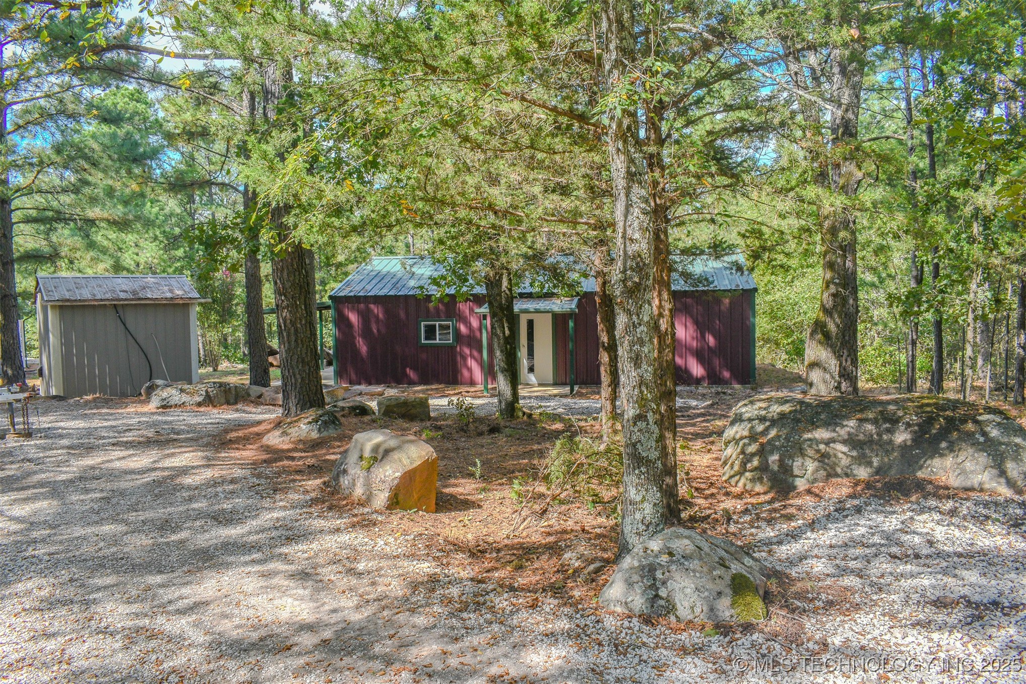 414041 E 1878 Road Property Photo 38