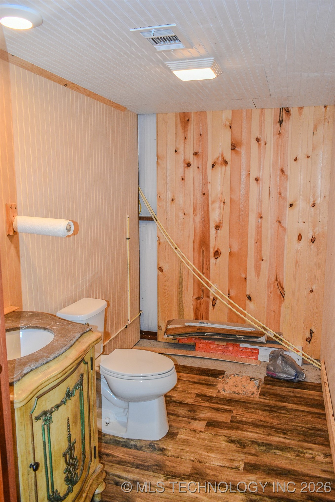 414041 E 1878 Road Property Photo 46