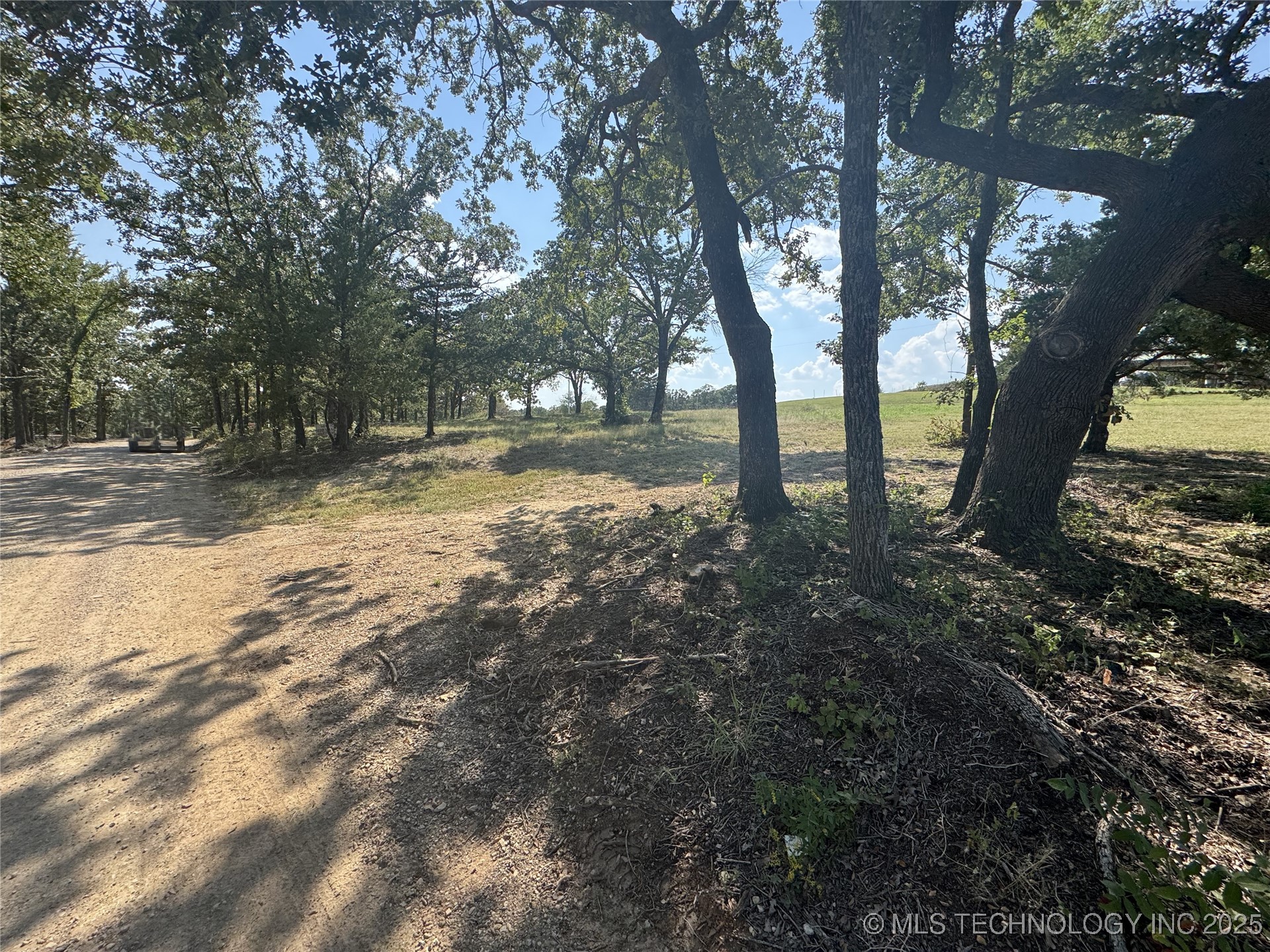 Arapaho Property Photo 11