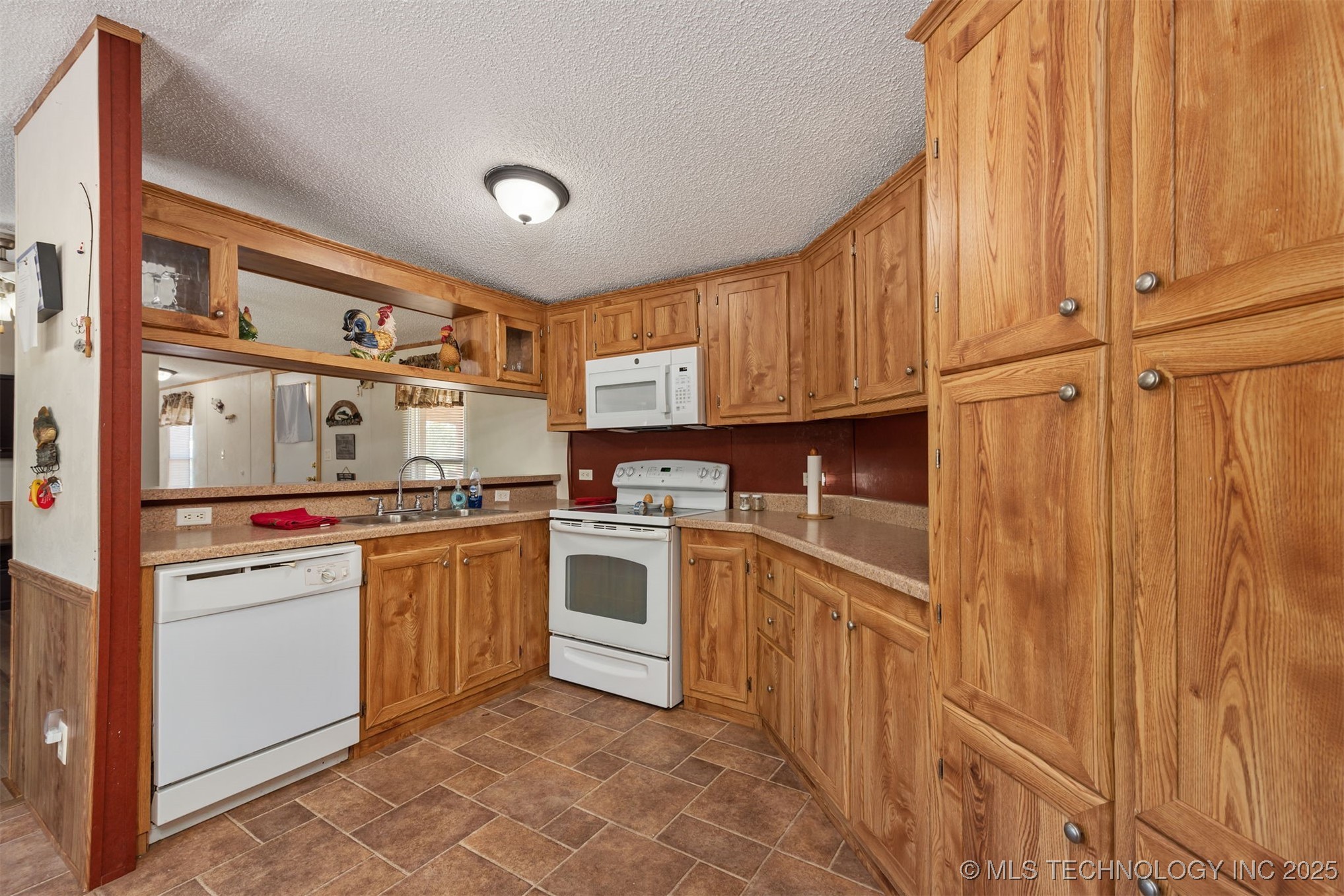 420229 E 1144 Road Property Photo 8