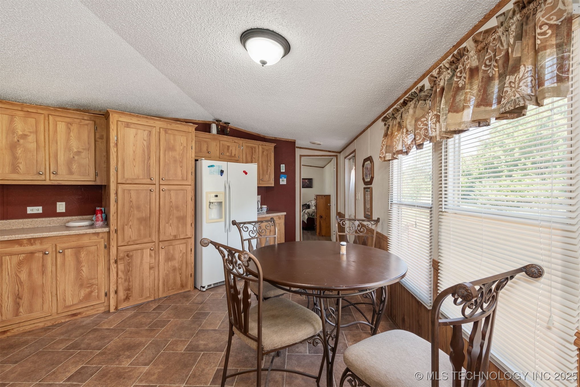 420229 E 1144 Road Property Photo 10