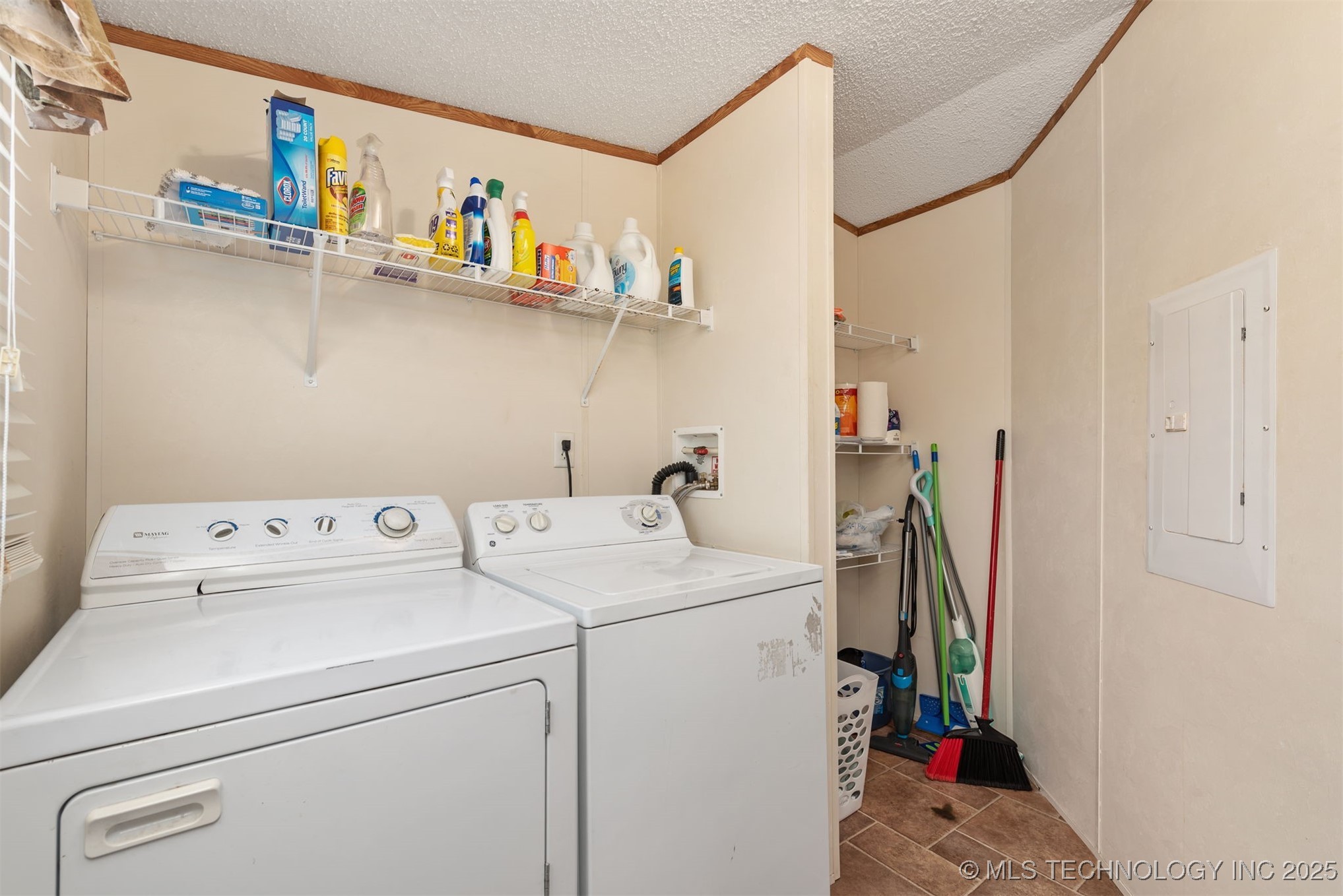 420229 E 1144 Road Property Photo 11