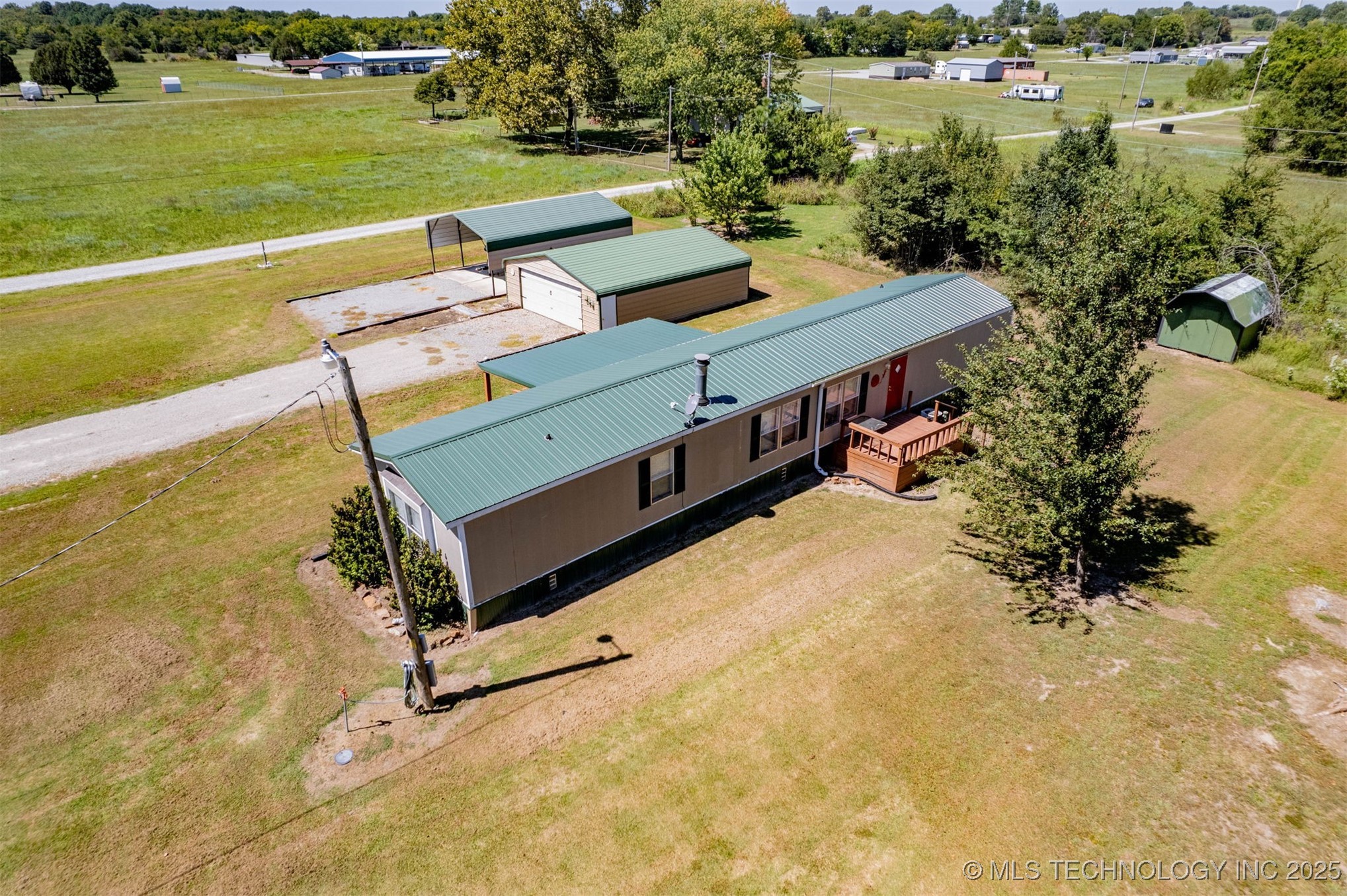 420229 E 1144 Road Property Photo 22