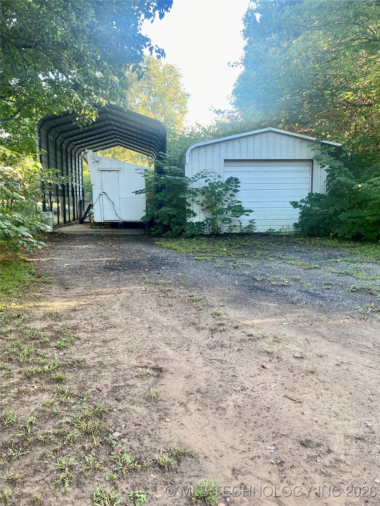 402 S Jules Avenue Property Photo 4