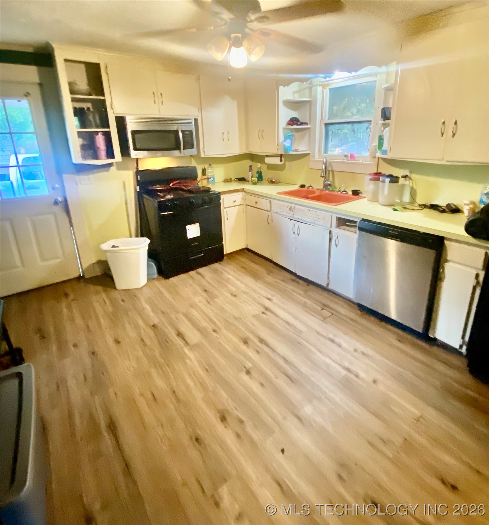 402 S Jules Avenue Property Photo 15