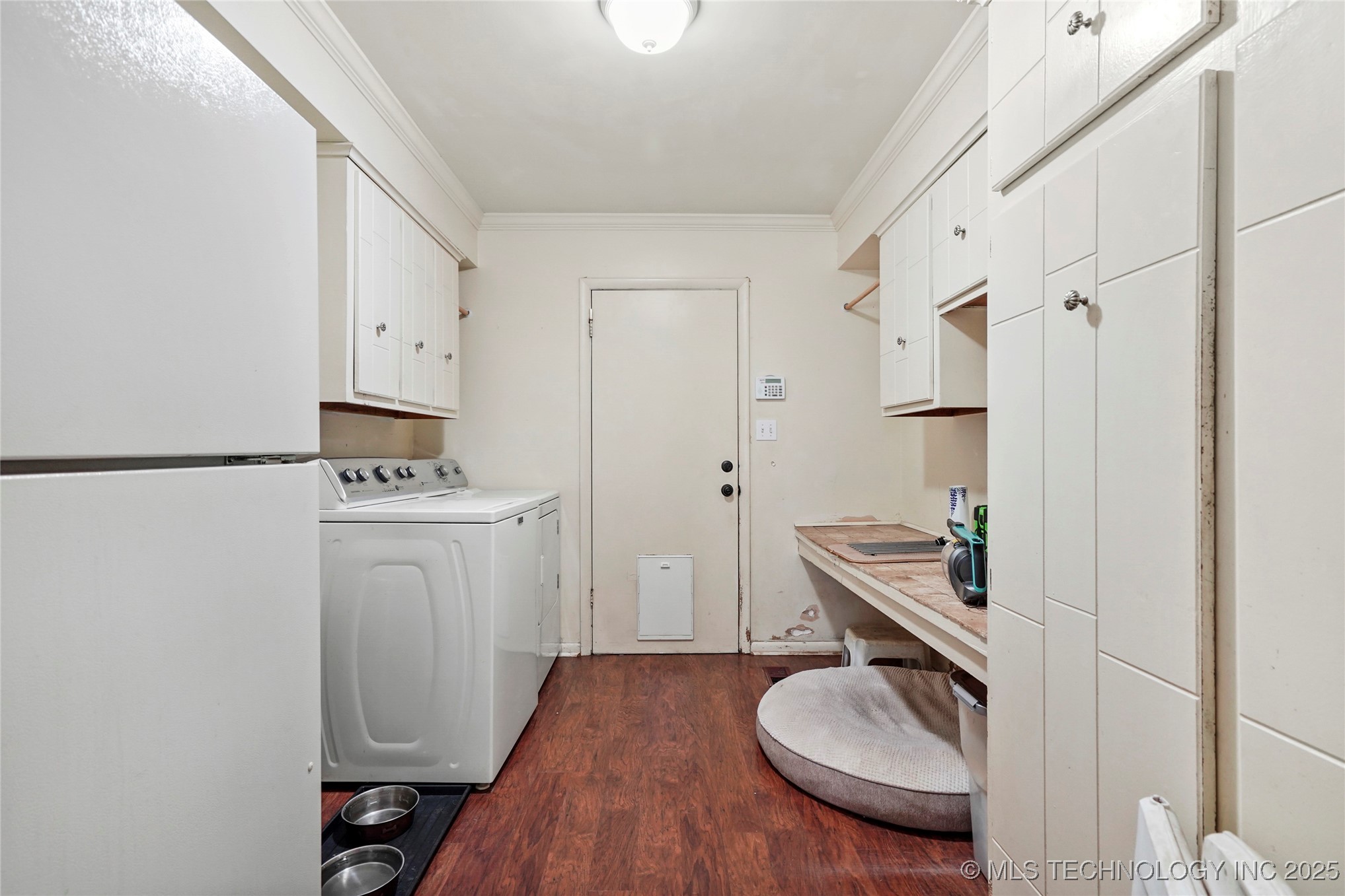 7023 E 66th Court Property Photo 15