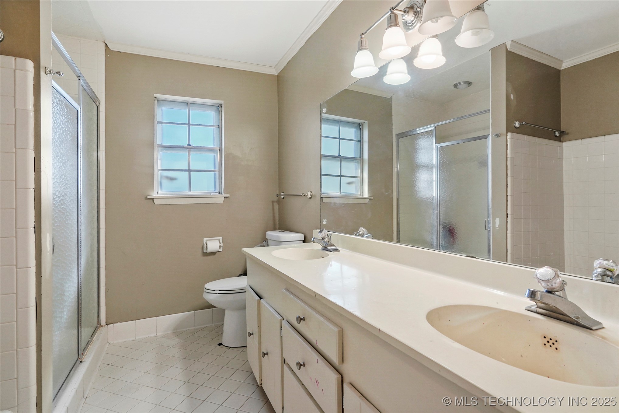 7023 E 66th Court Property Photo 22