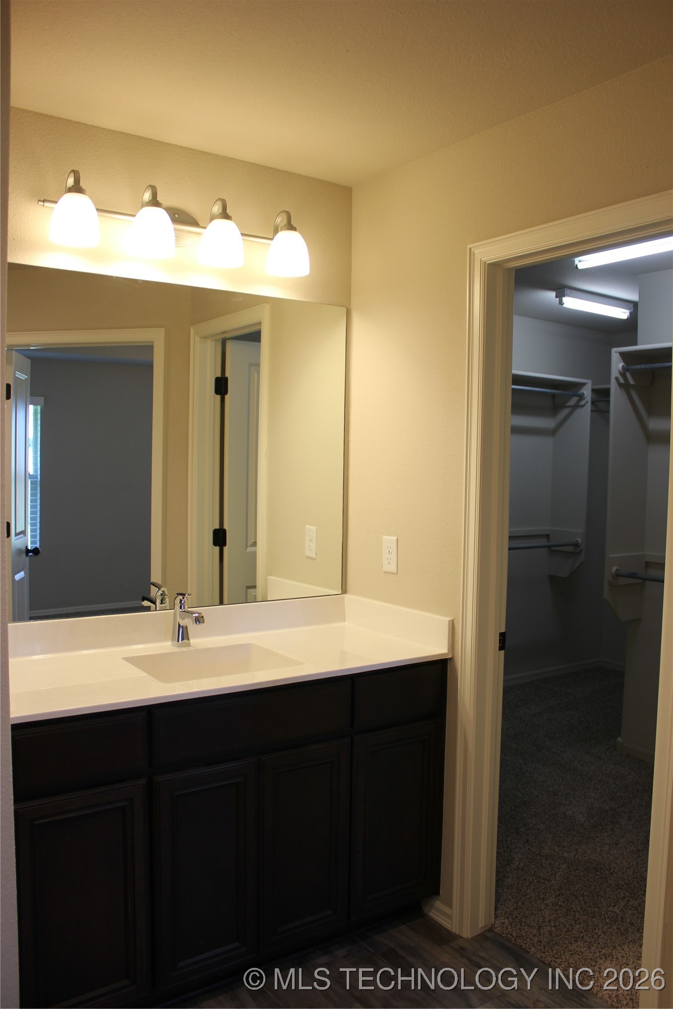 13116 S 92 Avenue Property Photo 13