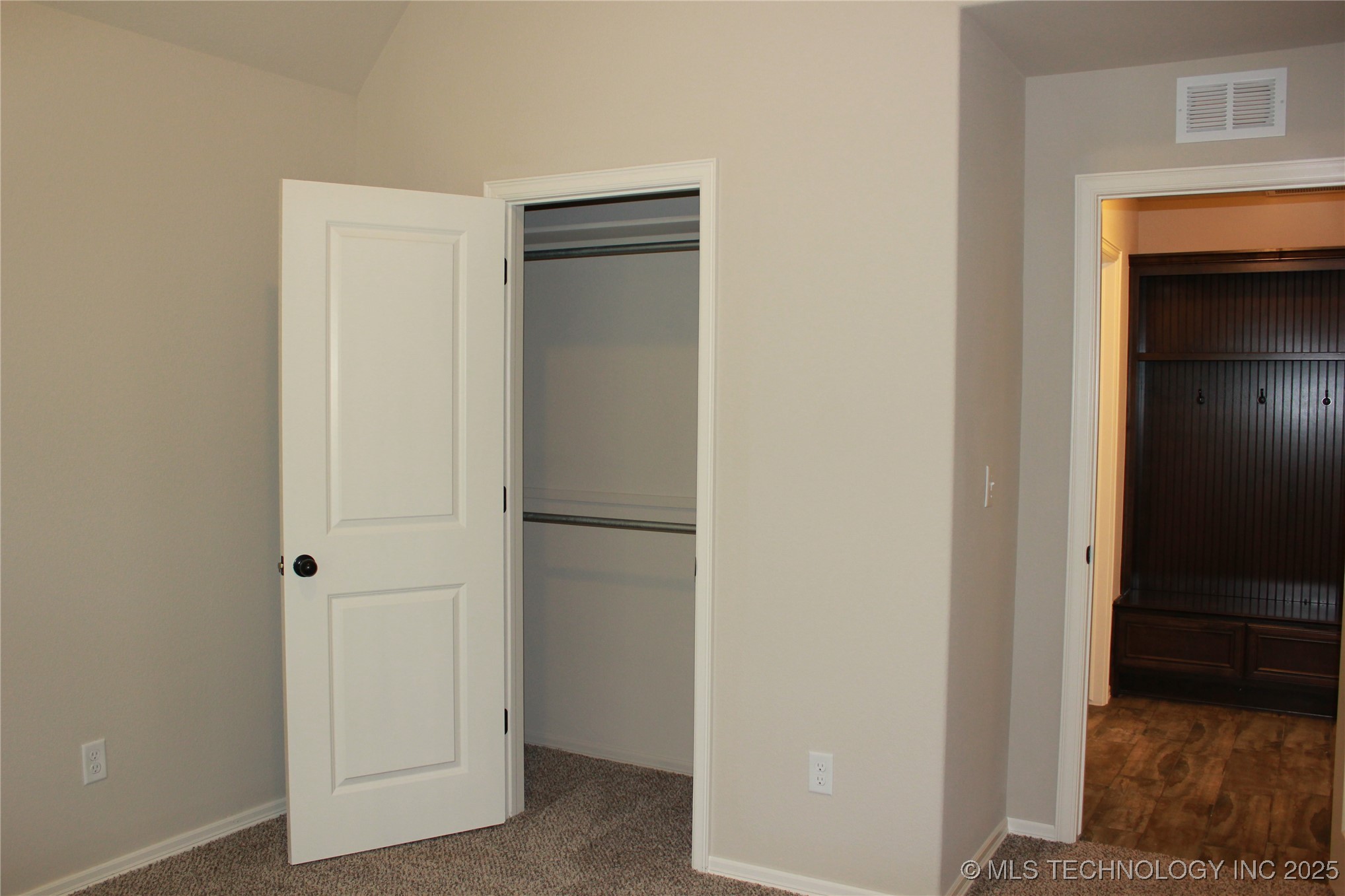 13116 S 92 Avenue Property Photo 17