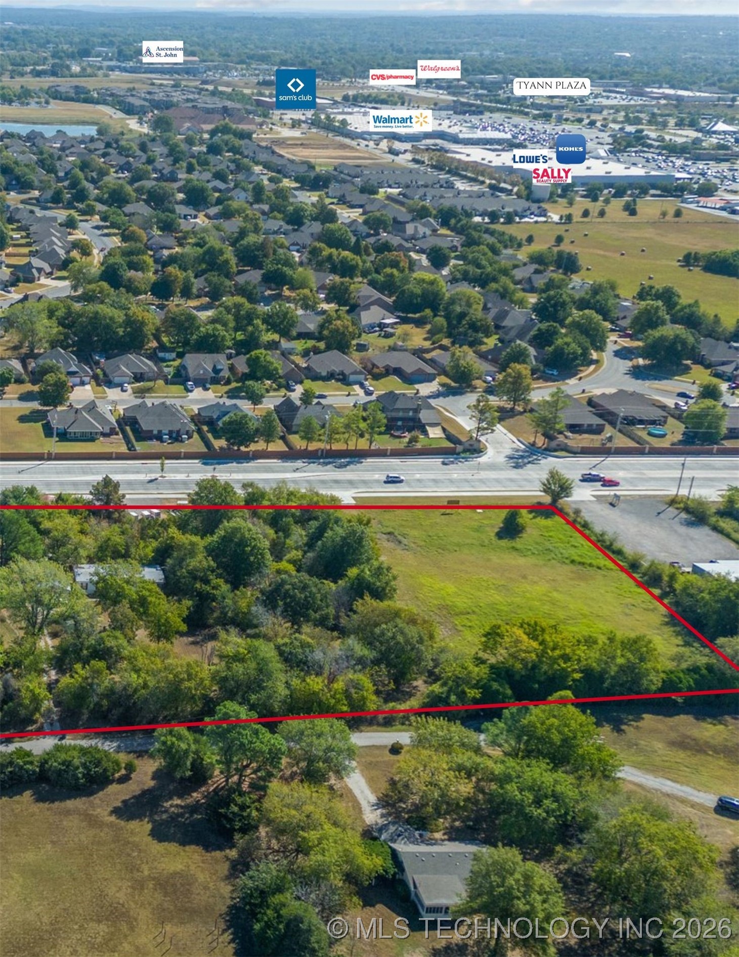 10010 N Garnett Road Property Photo 7