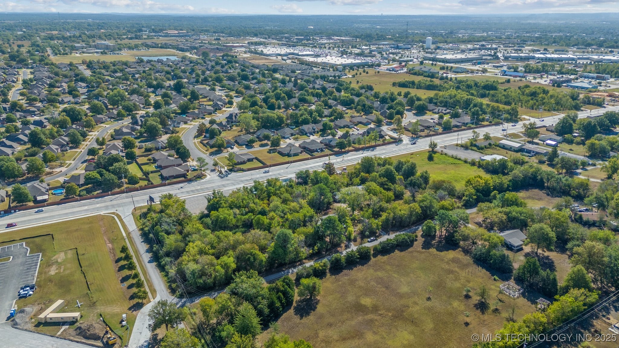 10010 N Garnett Road Property Photo 11
