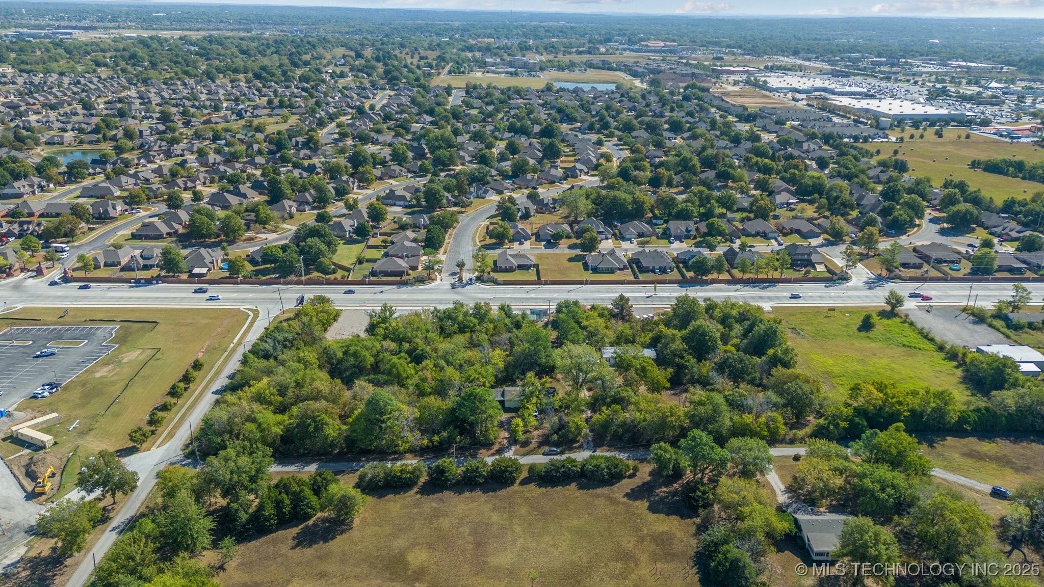 10010 N Garnett Road Property Photo 12