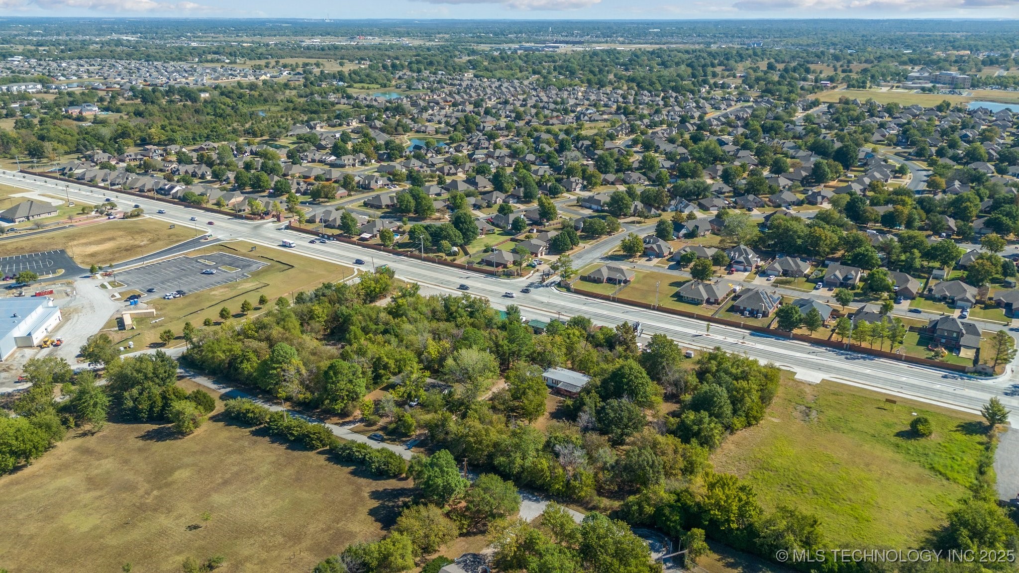 10010 N Garnett Road Property Photo 13