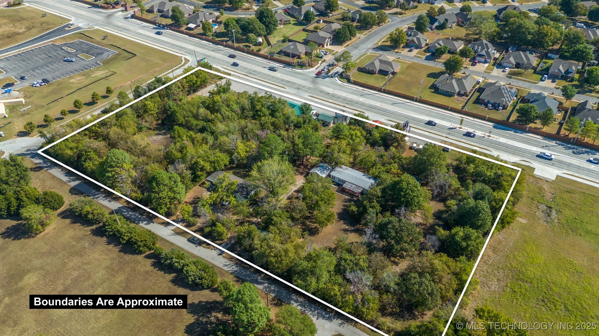 10010 N Garnett Road Property Photo 15