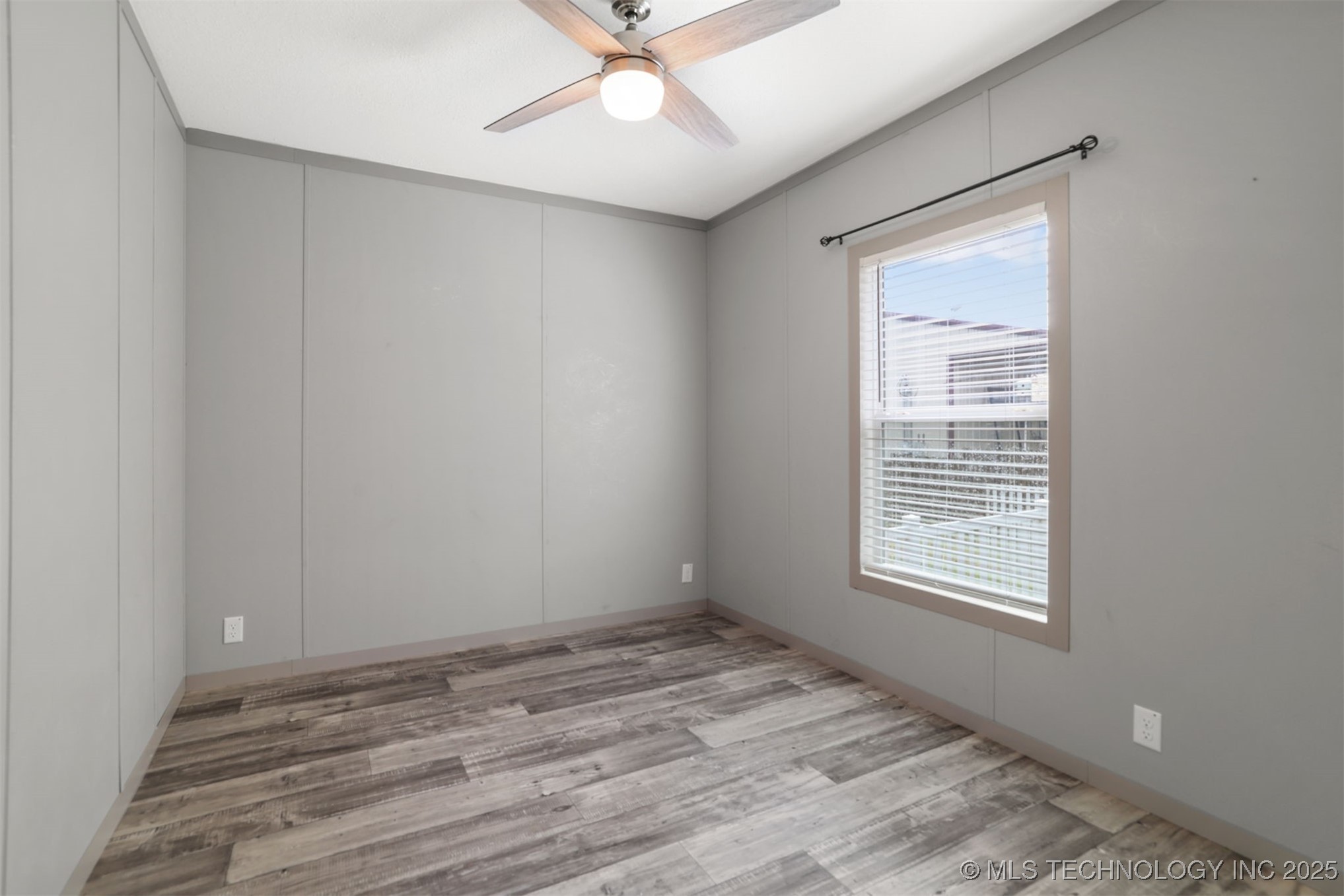 8905 Rock Road Property Photo 16