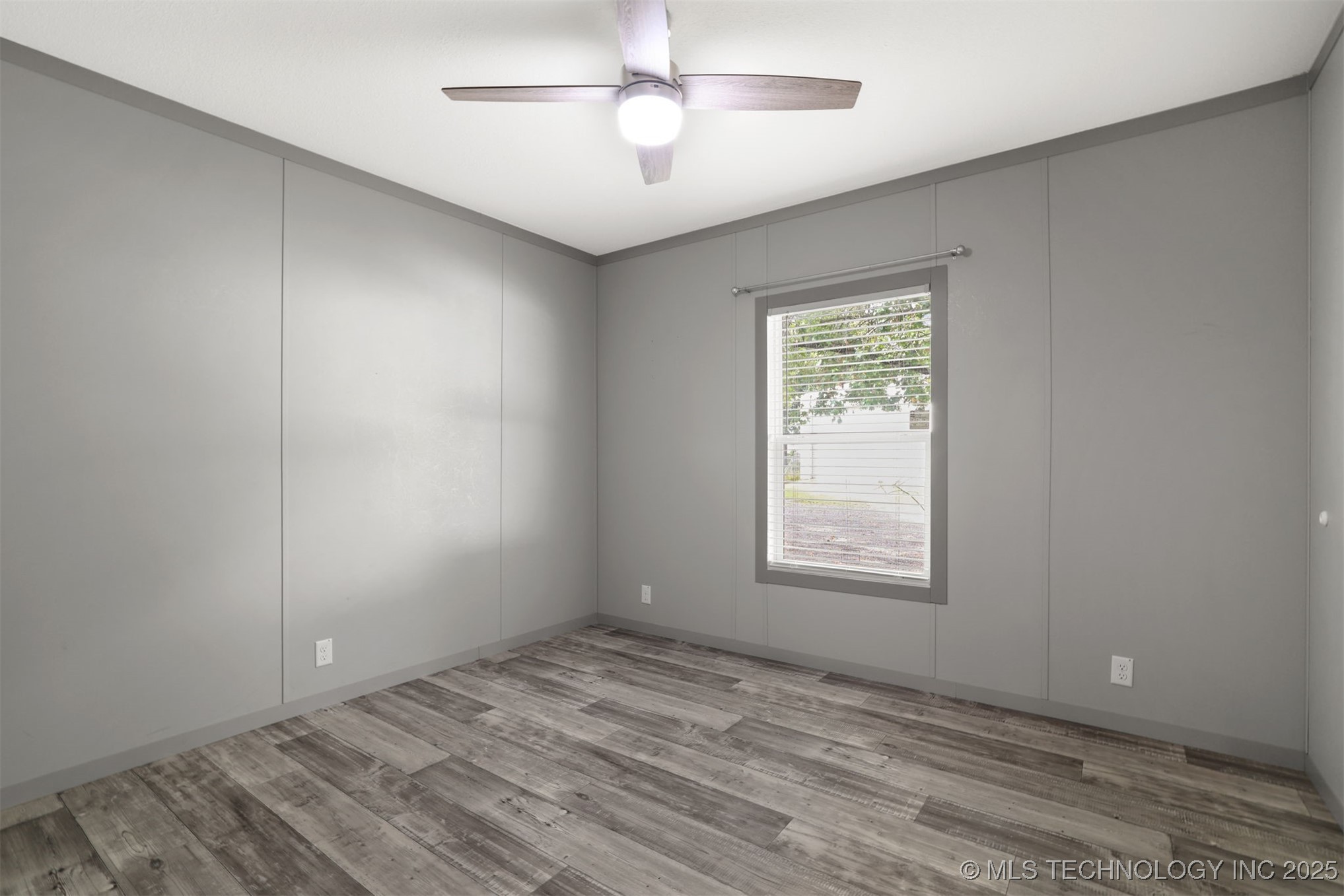 8905 Rock Road Property Photo 18