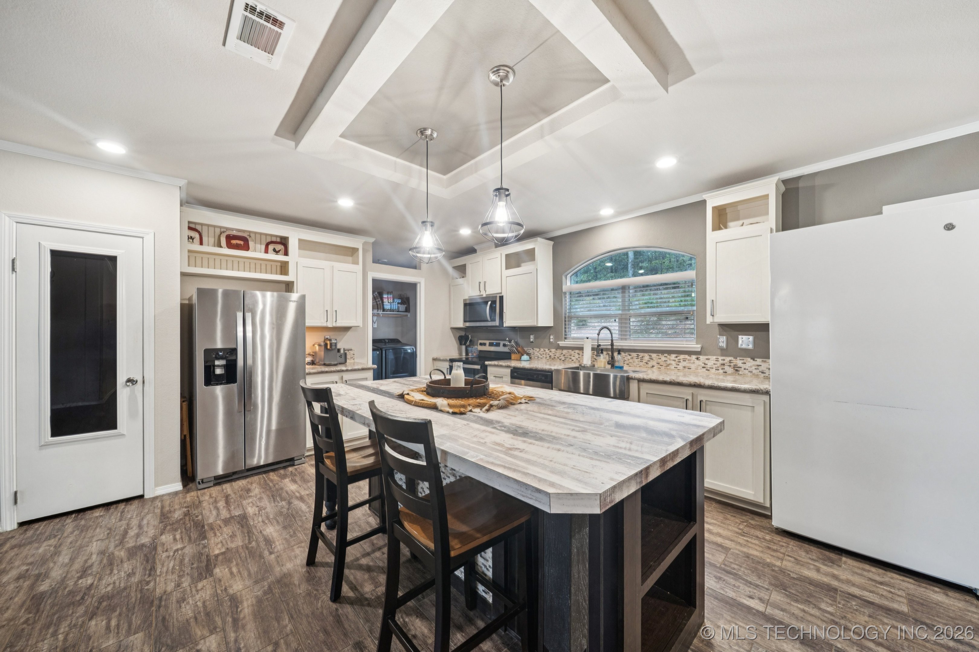 12112 W 690 Road Property Photo 12