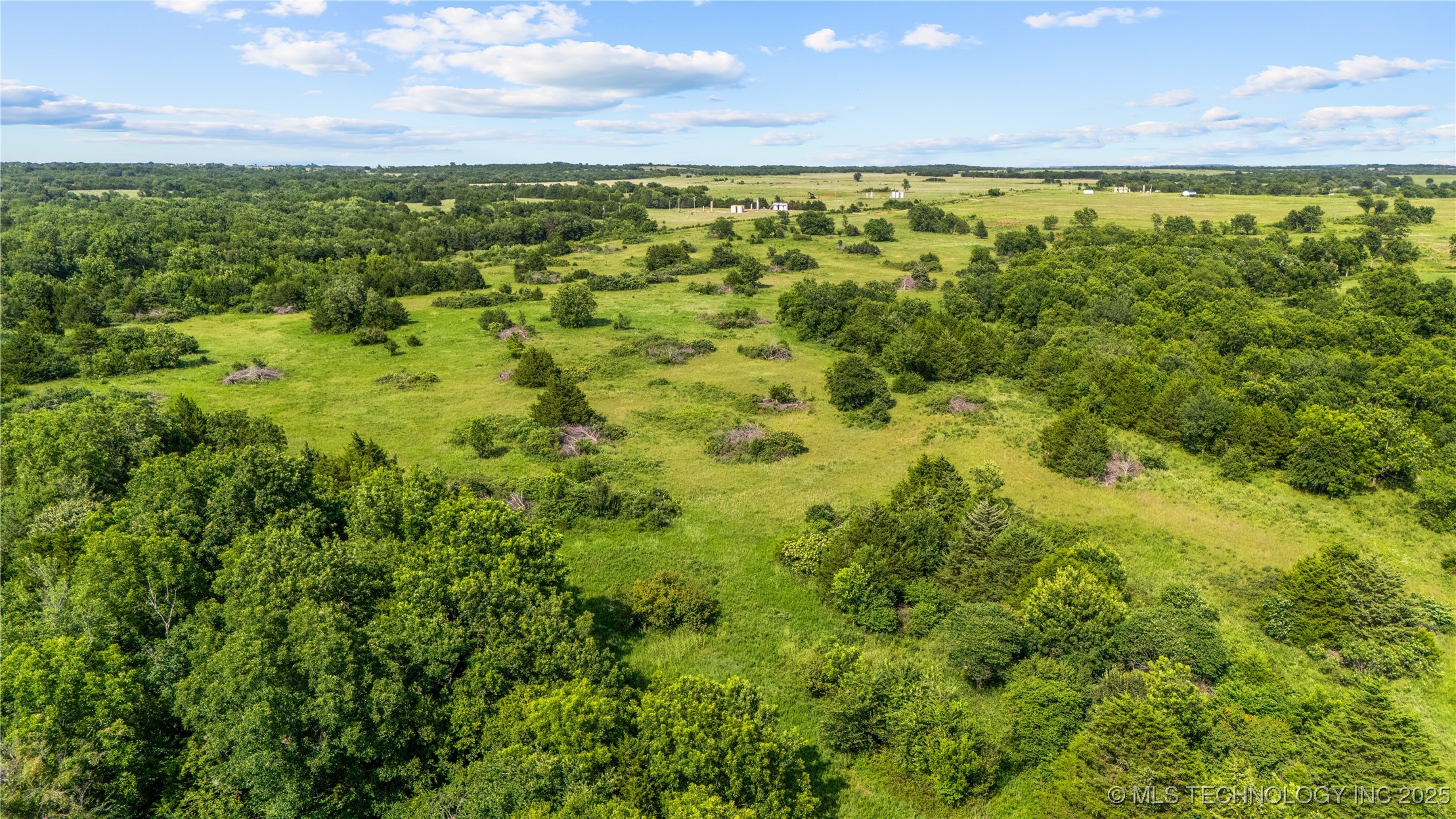 002 E 800 Property Photo 2