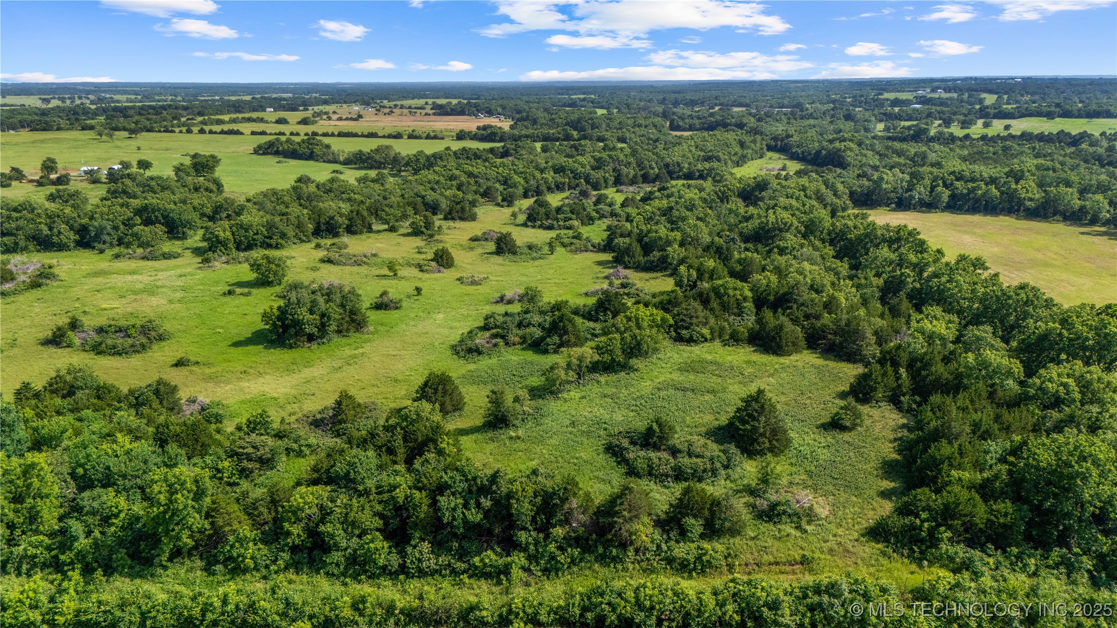 002 E 800 Property Photo 4