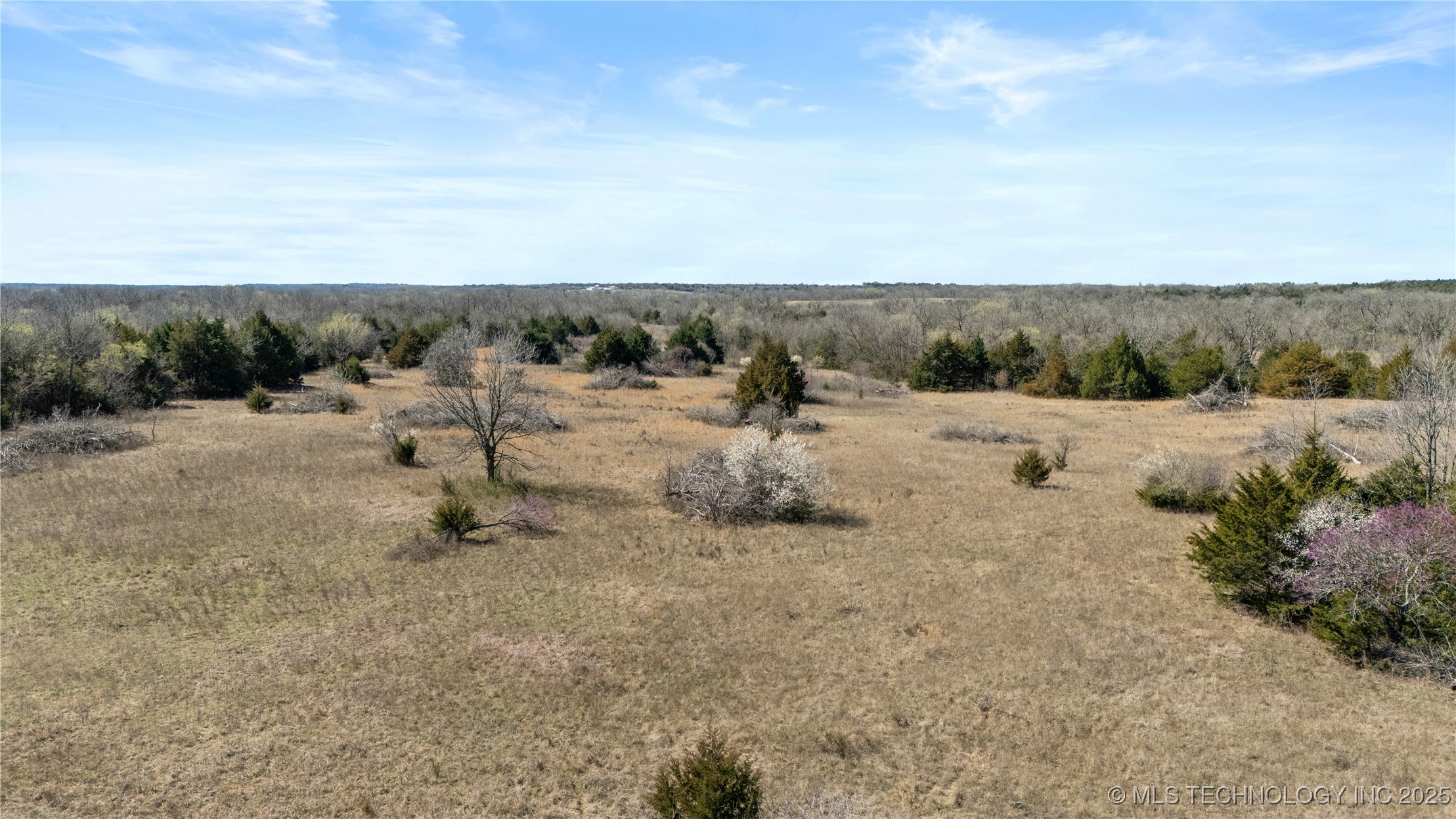 002 E 800 Property Photo 8