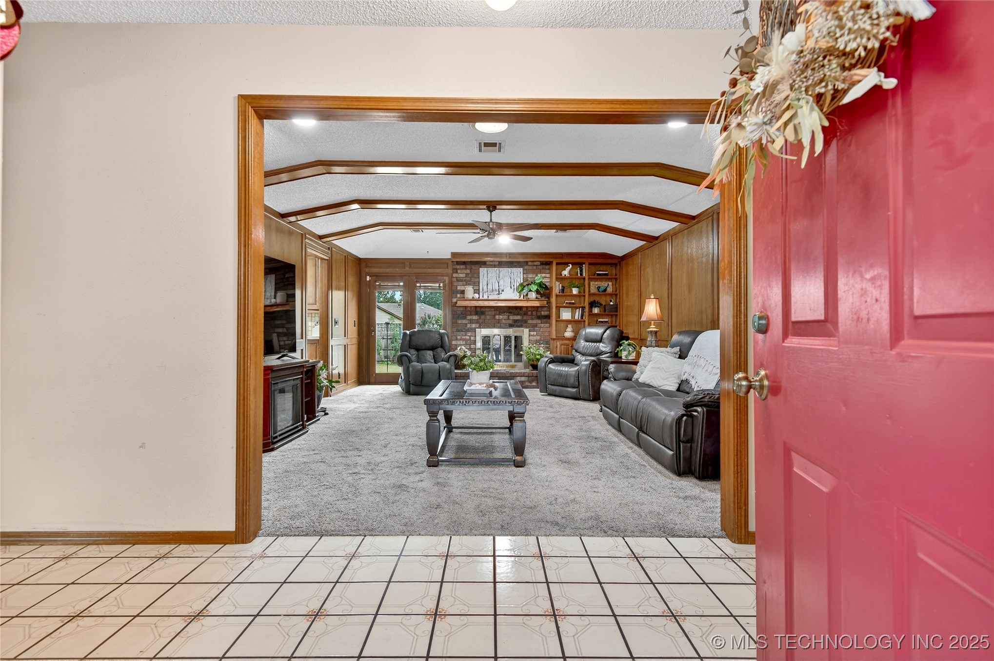 1924 Limestone Road Property Photo 5