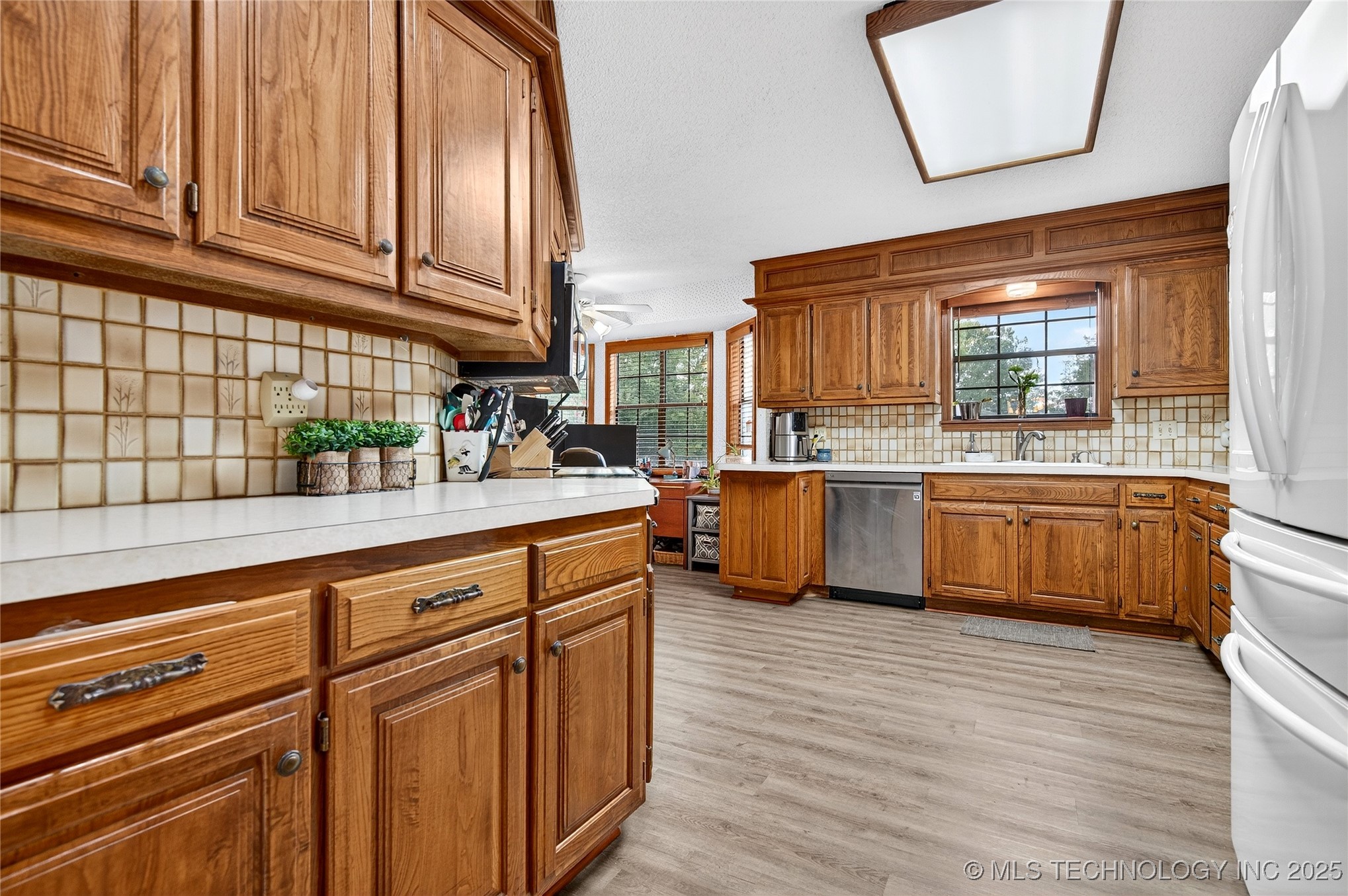 1924 Limestone Road Property Photo 10