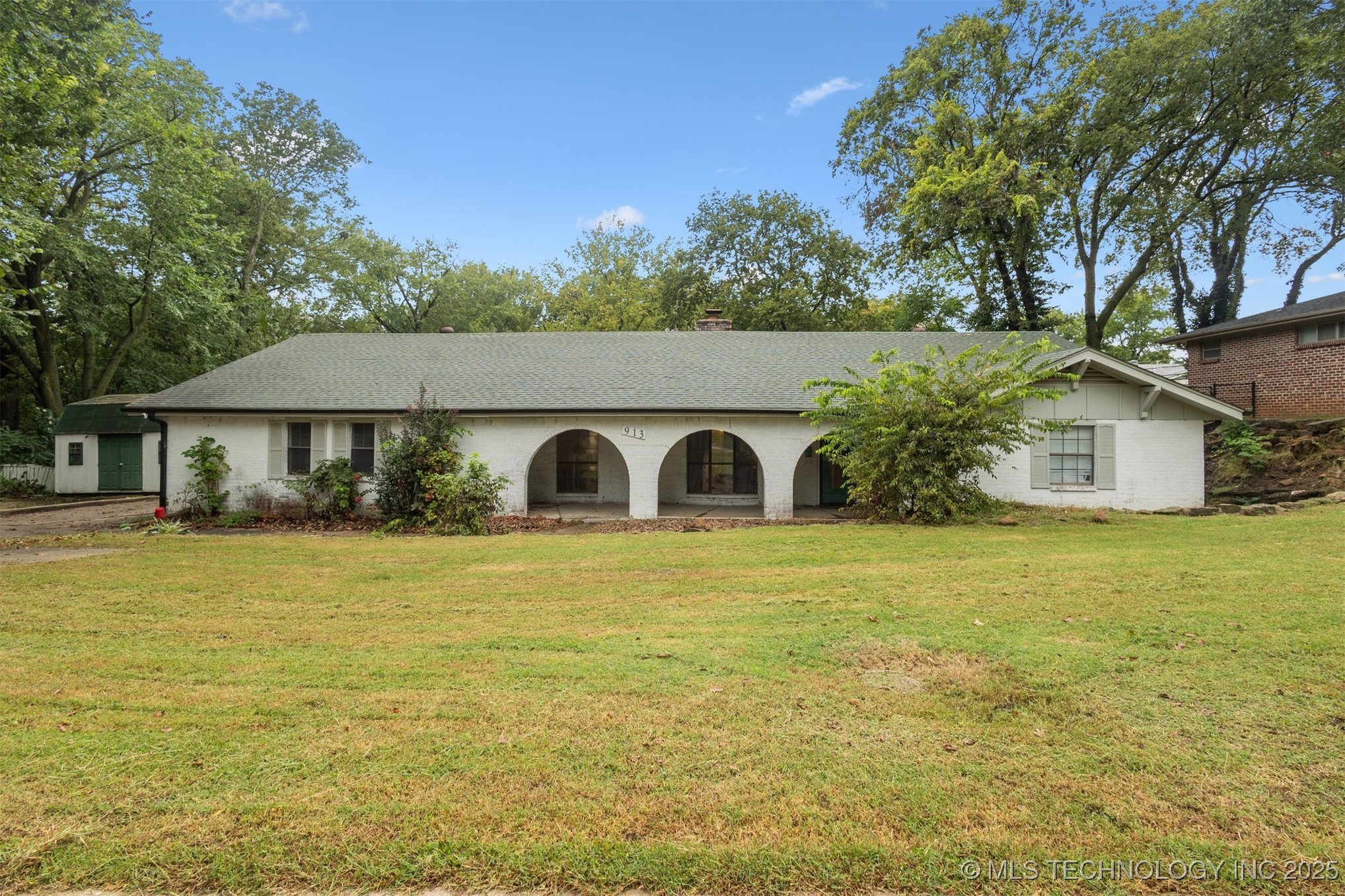 913 Sandstone Avenue Property Photo 1