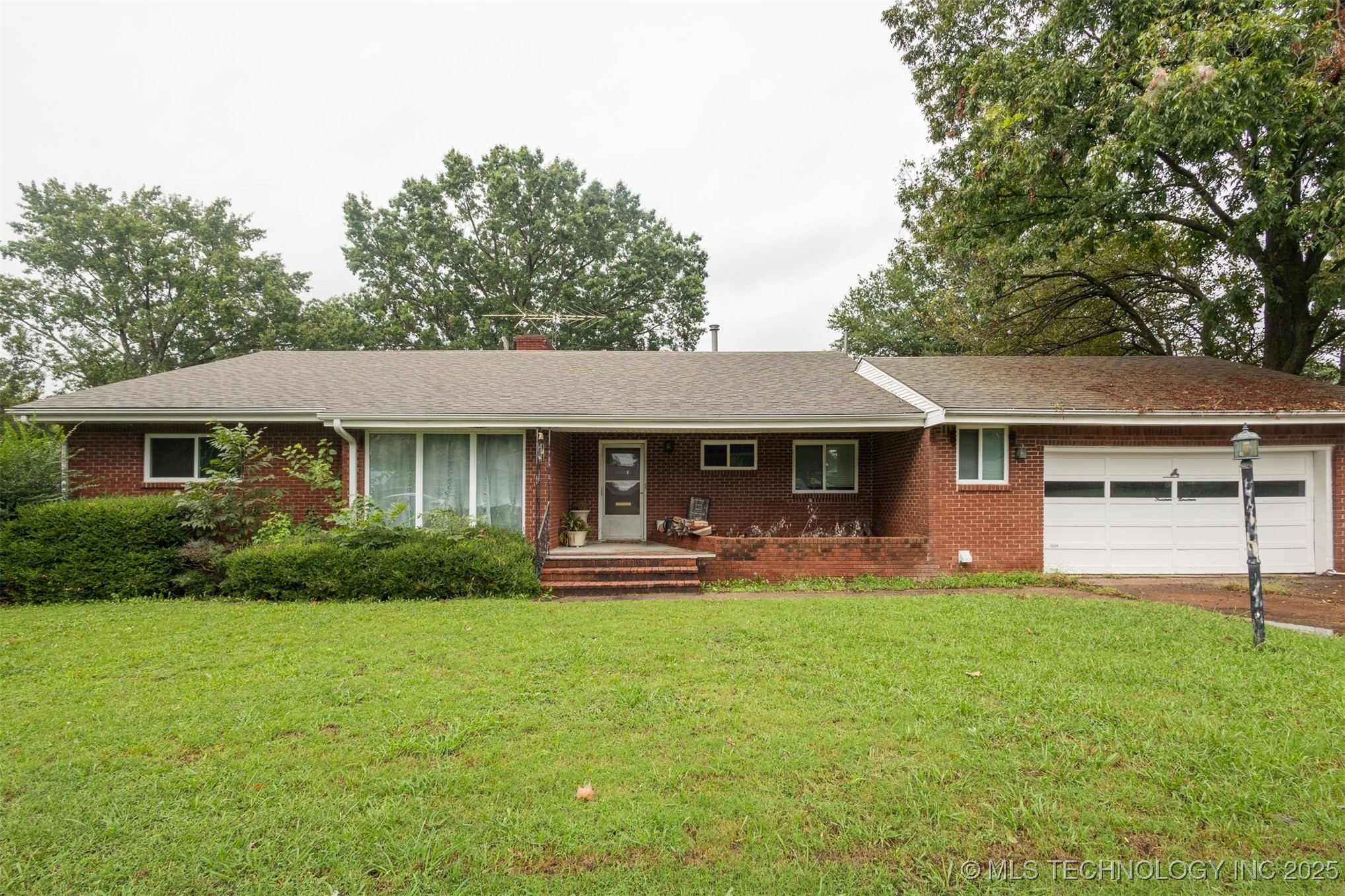 1419 Crescent Property Photo 5