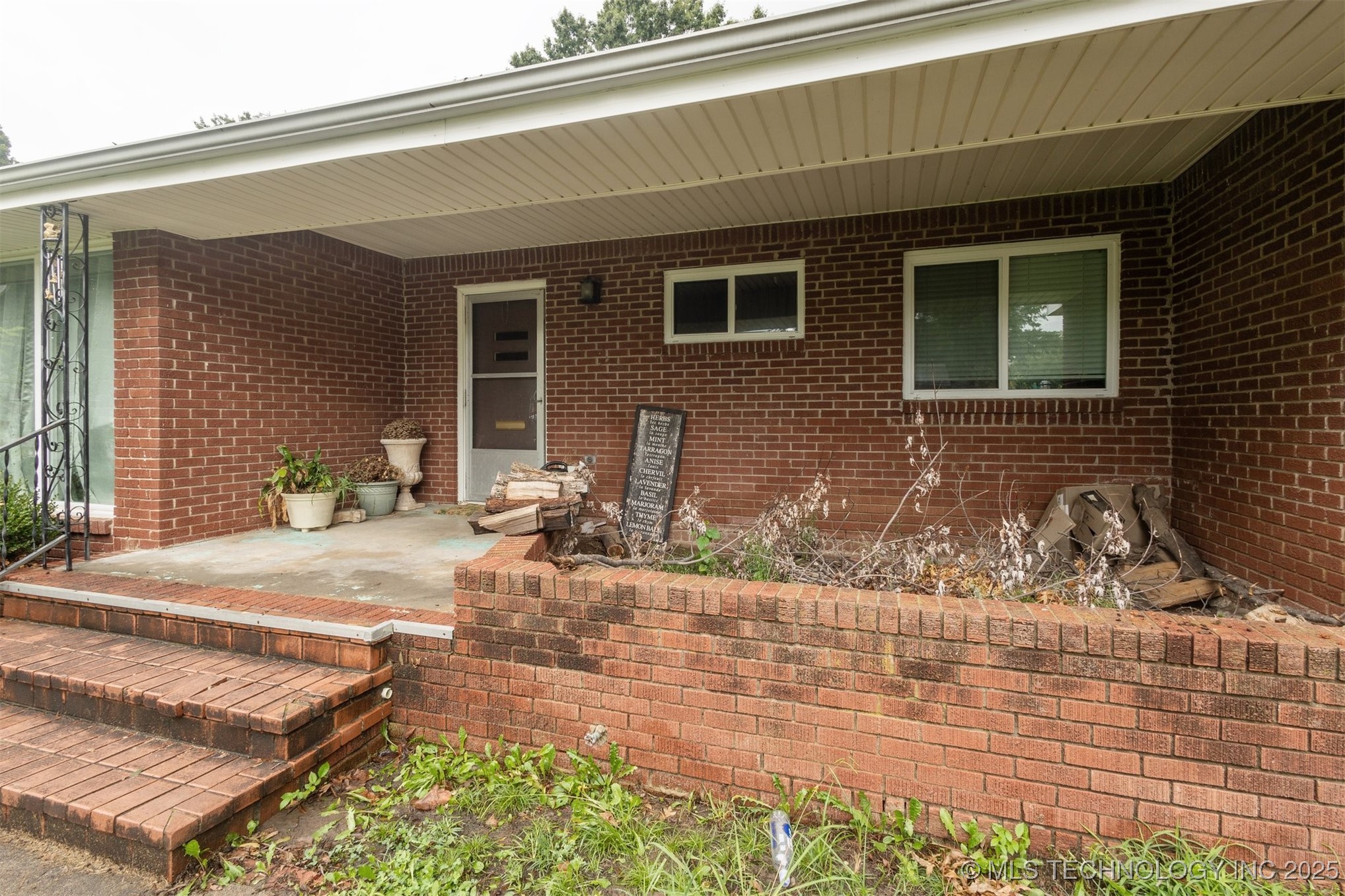 1419 Crescent Property Photo 8