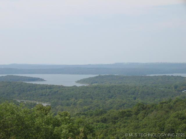 23 E Hillside Road Property Photo 5