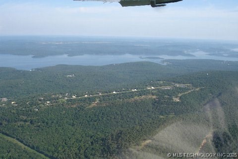 23 E Hillside Road Property Photo 12